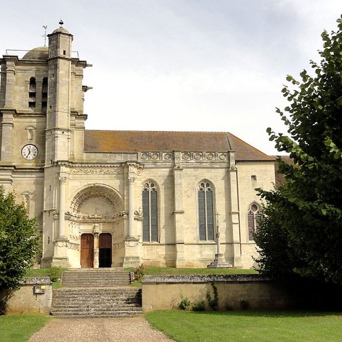 Photo de Église Saint-Martin de Montjavoult