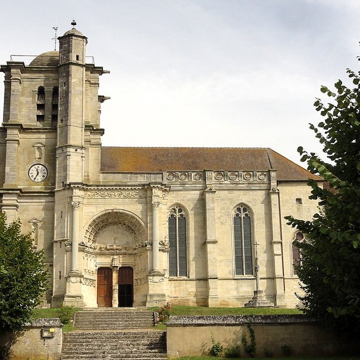Photo de Église Saint-Martin de Montjavoult
