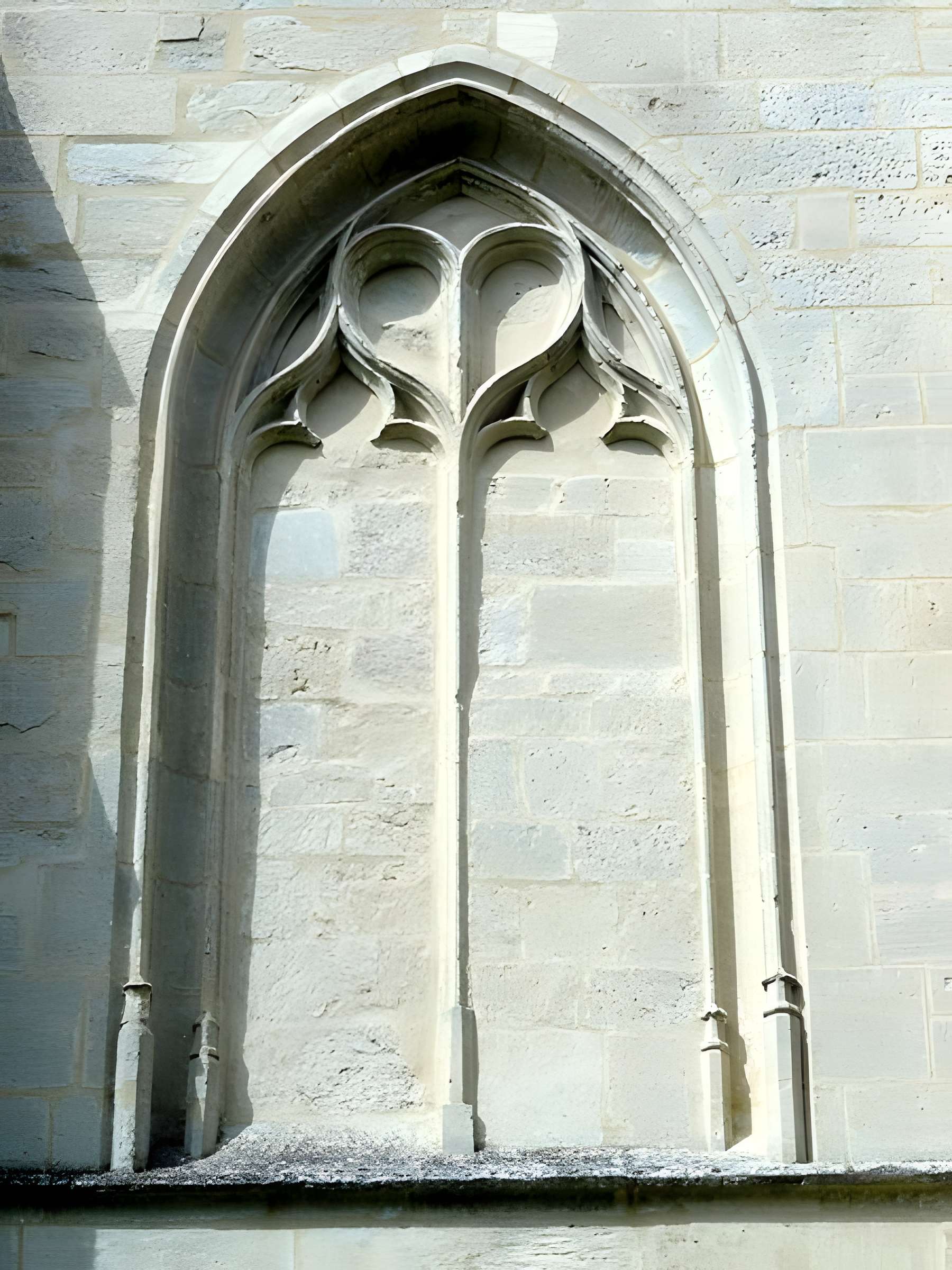 Église Saint-Martin de Montjavoult