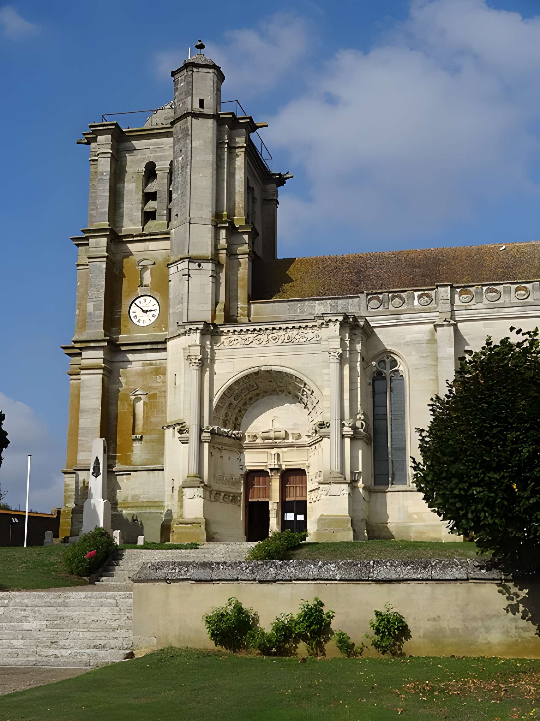 Église Saint-Martin de Montjavoult