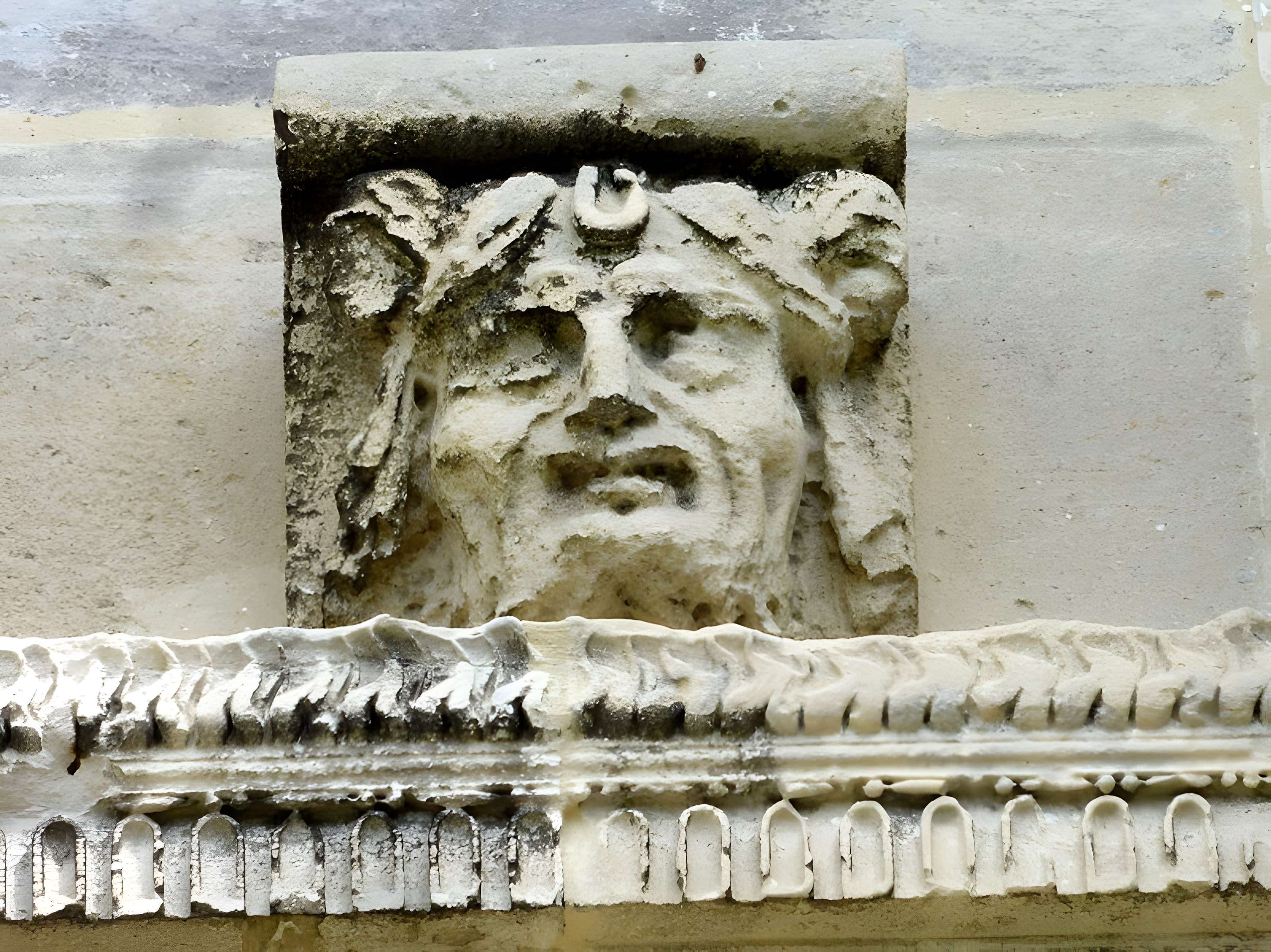 Église Saint-Martin de Montjavoult