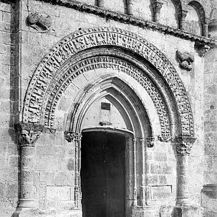 Photo de Église Saint-Martin de Nieul-lès-Saintes