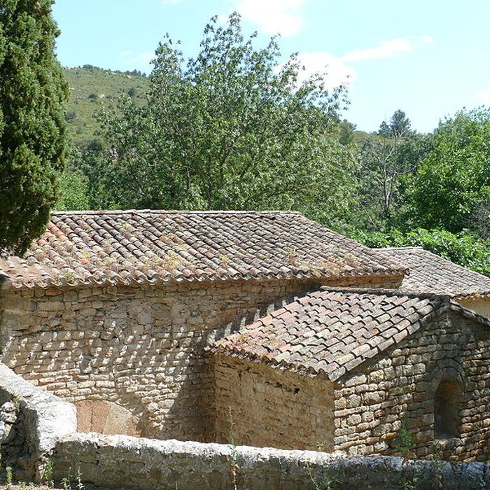 Photo de Église Saint-Martin de Saint-Martin-des-Puits