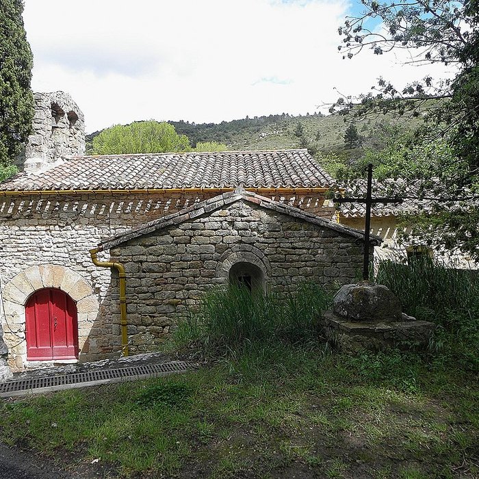 Photo de Église Saint-Martin de Saint-Martin-des-Puits