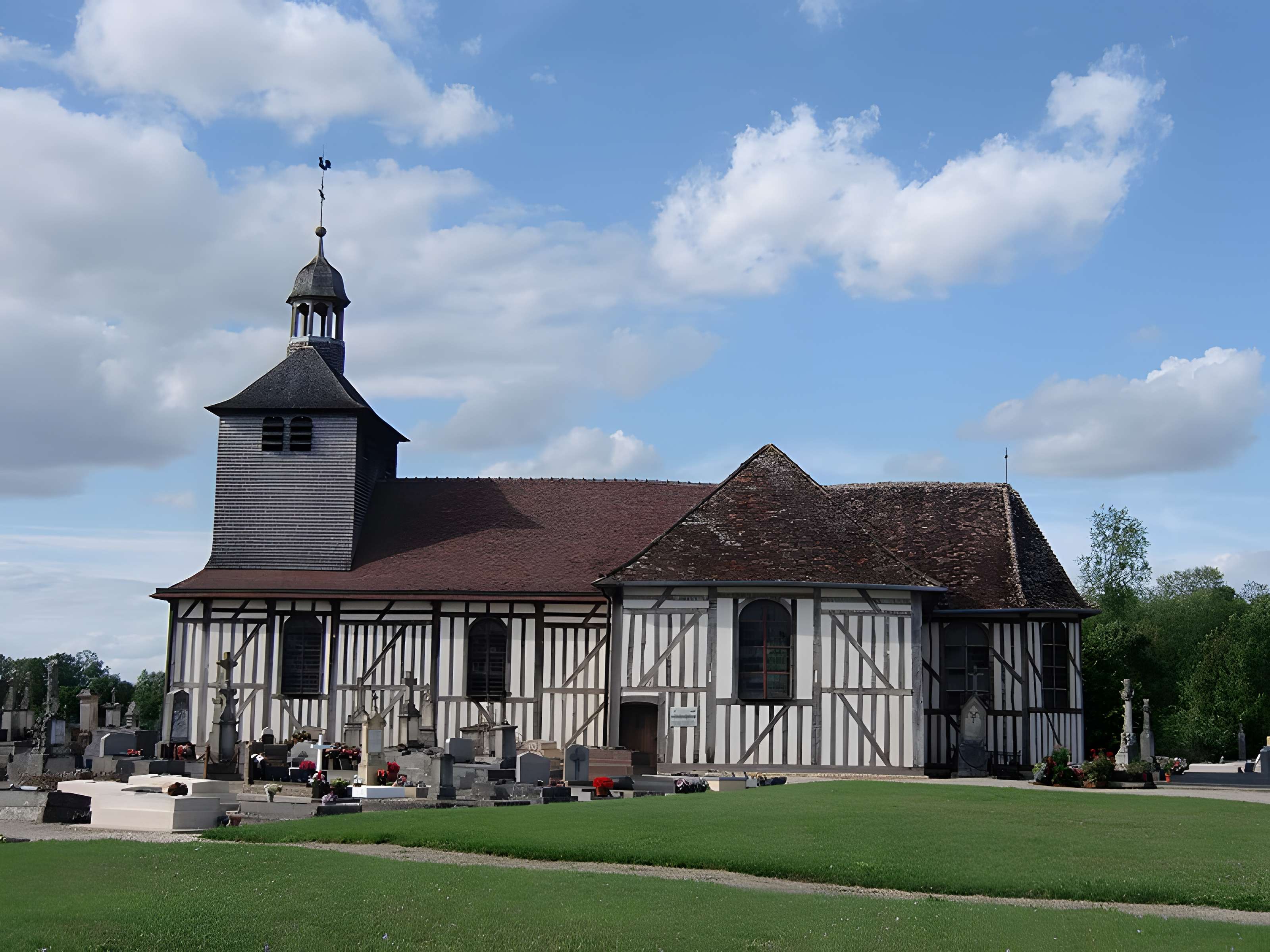 Église Saint-Quentin de Mathaux