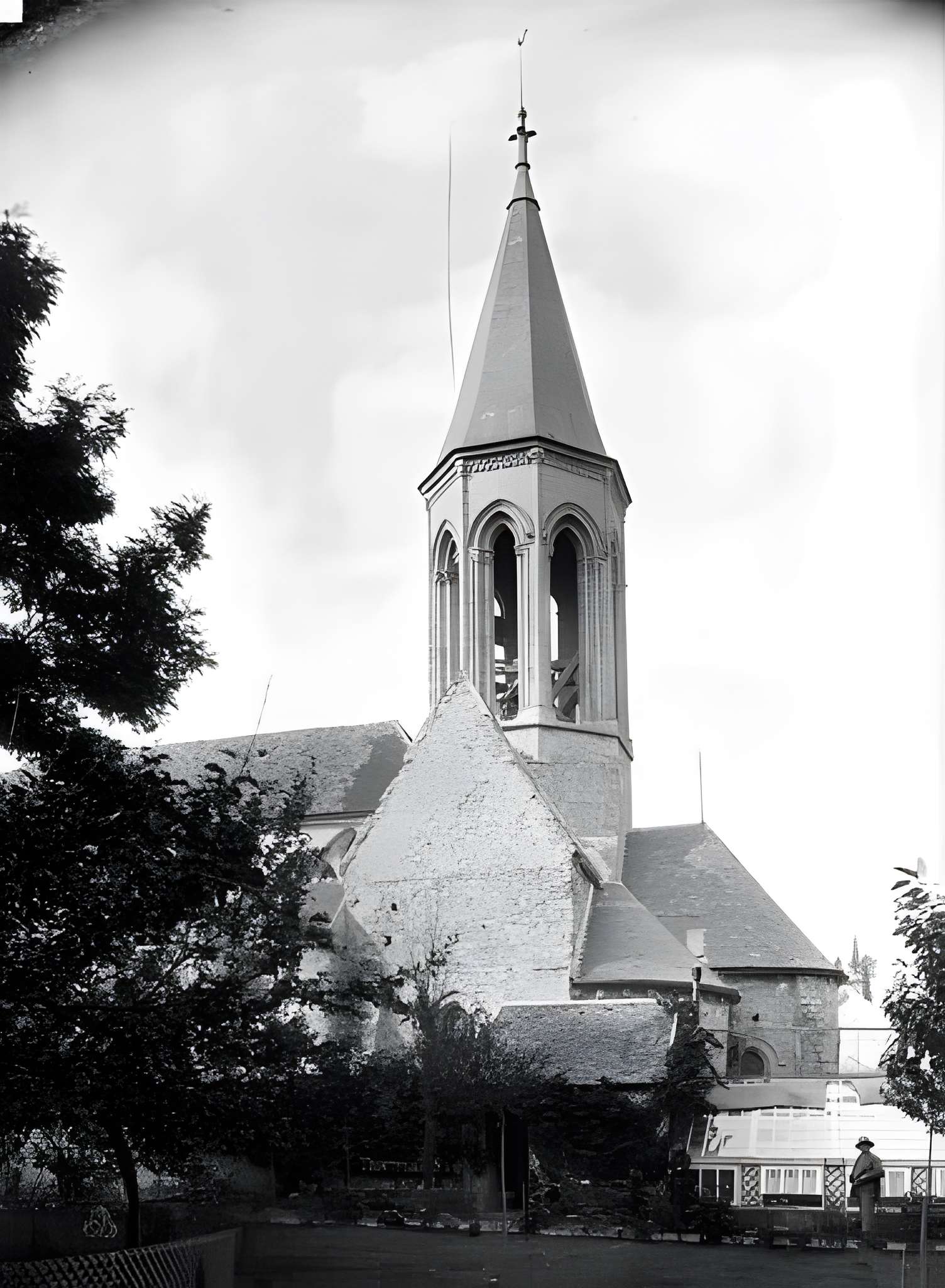 Église Saint-Martin de Thiverval-Grignon