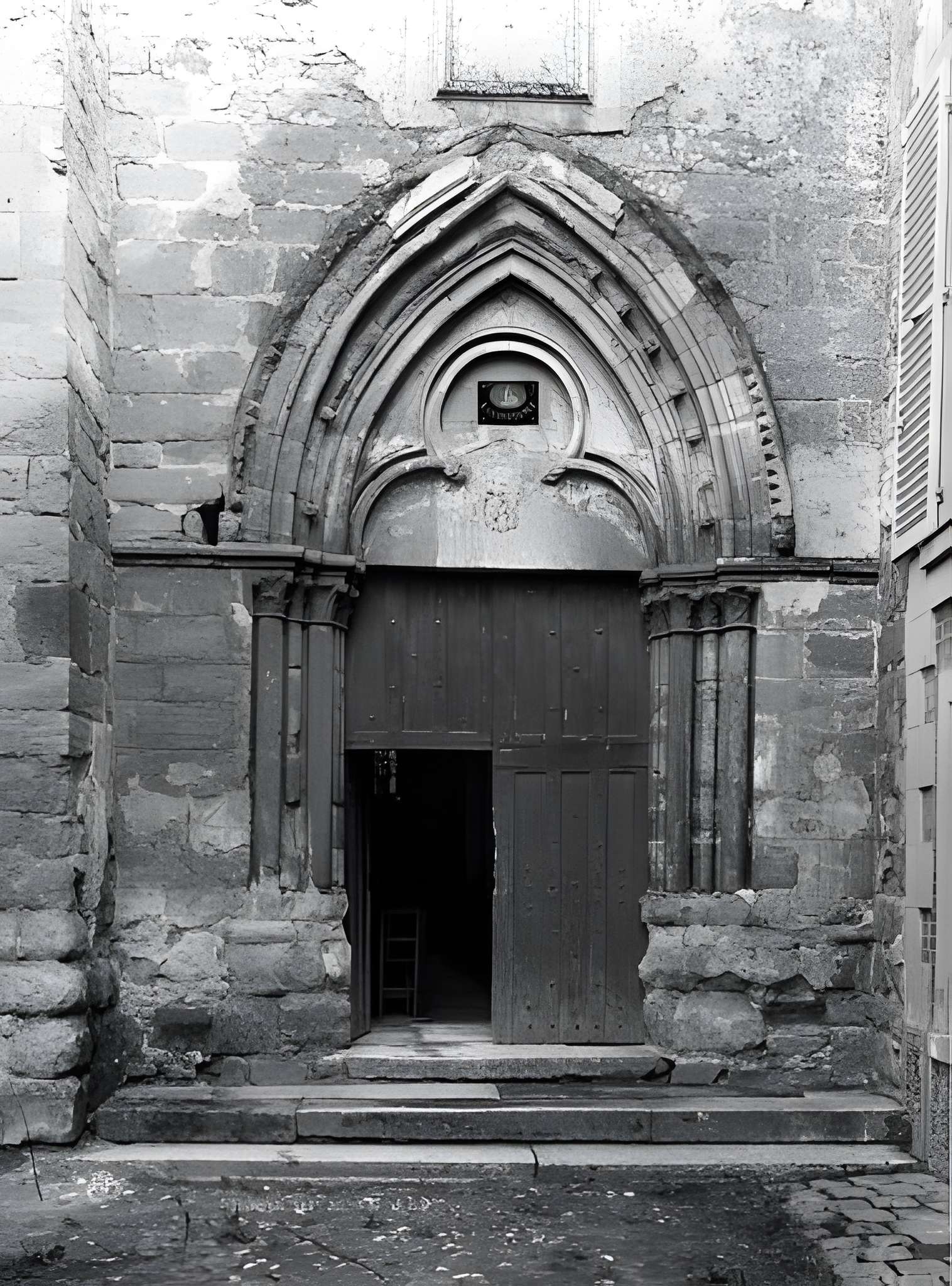 Église Saint-Martin de Thiverval-Grignon