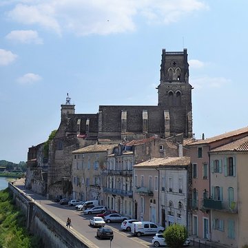 Église Saint-Saturnin de Pont-Saint-Esprit