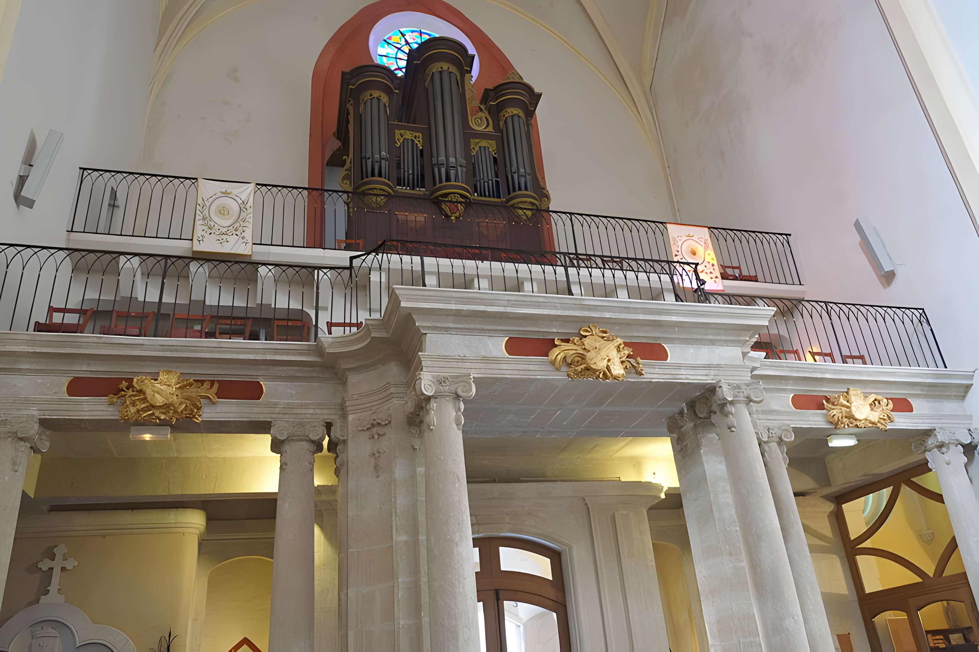 Église Saint-Saturnin de Pont-Saint-Esprit