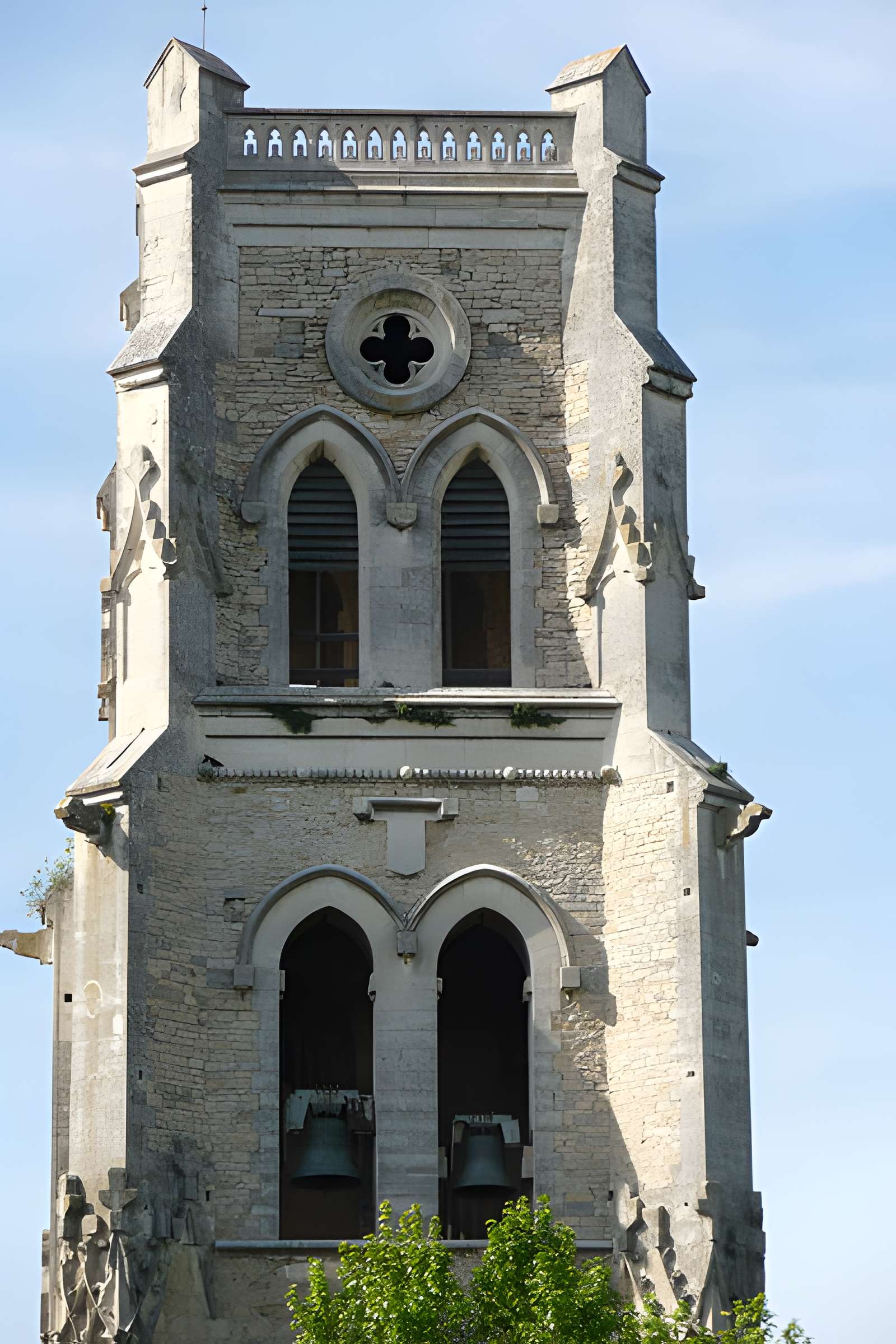 Église Saint-Saturnin de Pont-Saint-Esprit