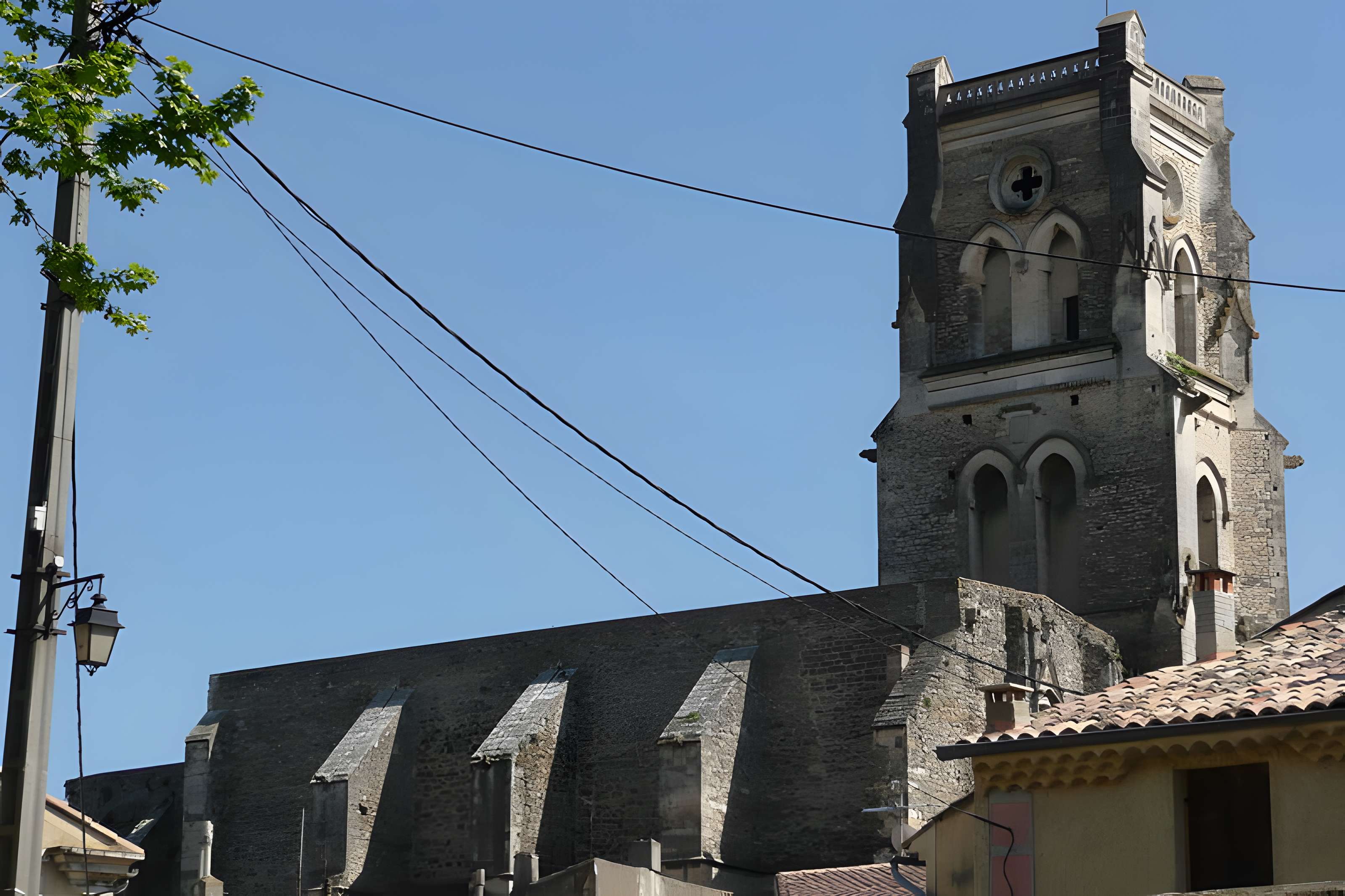 Église Saint-Saturnin de Pont-Saint-Esprit