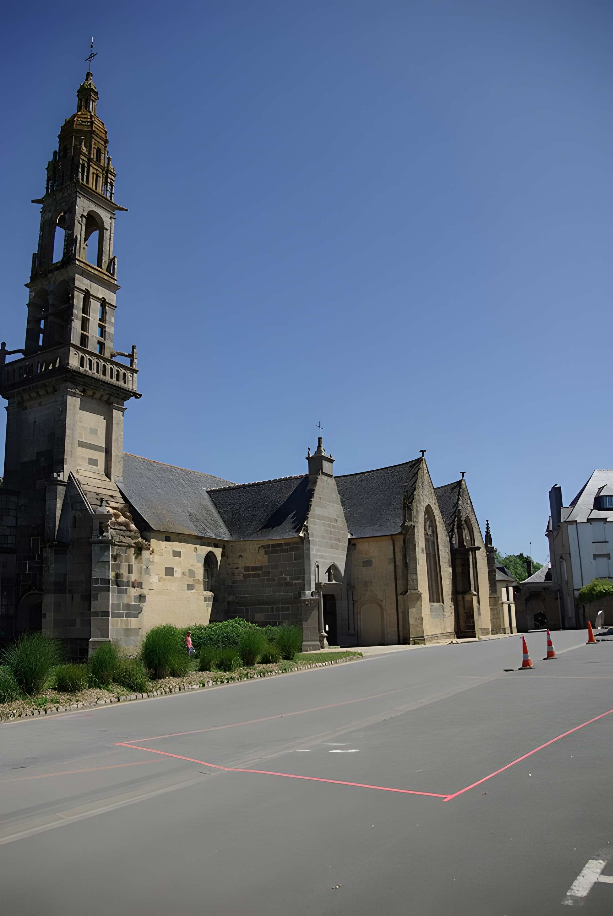 Église Saint-Sauveur du Faou
