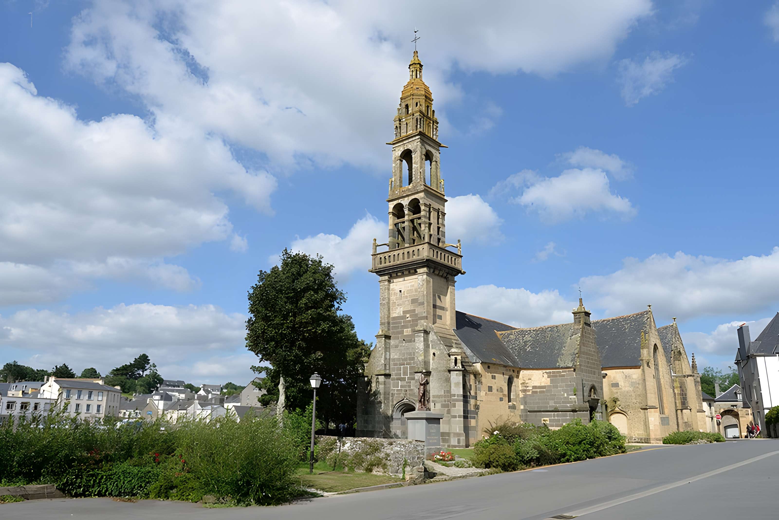 Église Saint-Sauveur du Faou