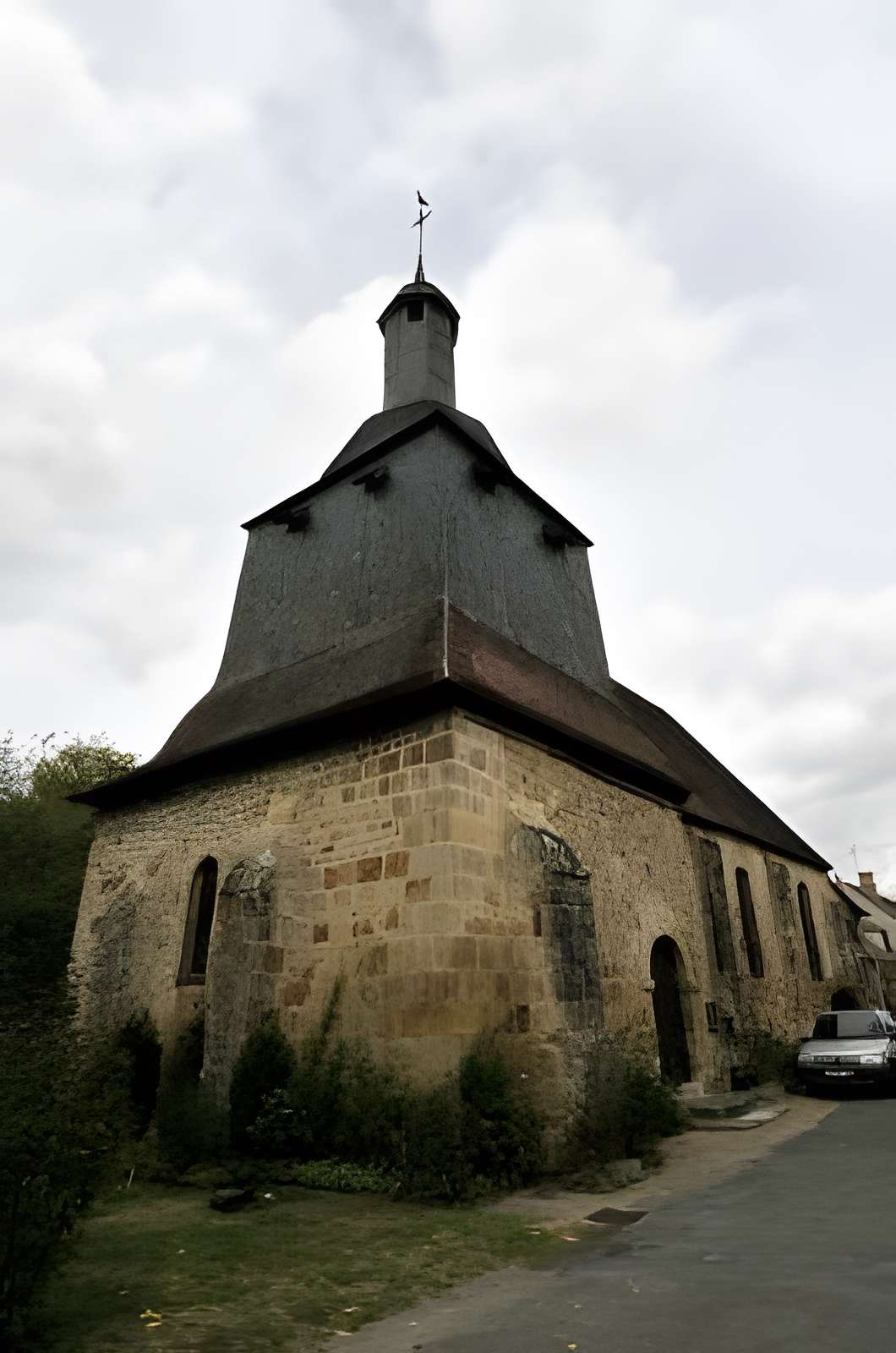 Église Saint-Martin d'Épineuil-le-Fleuriel 