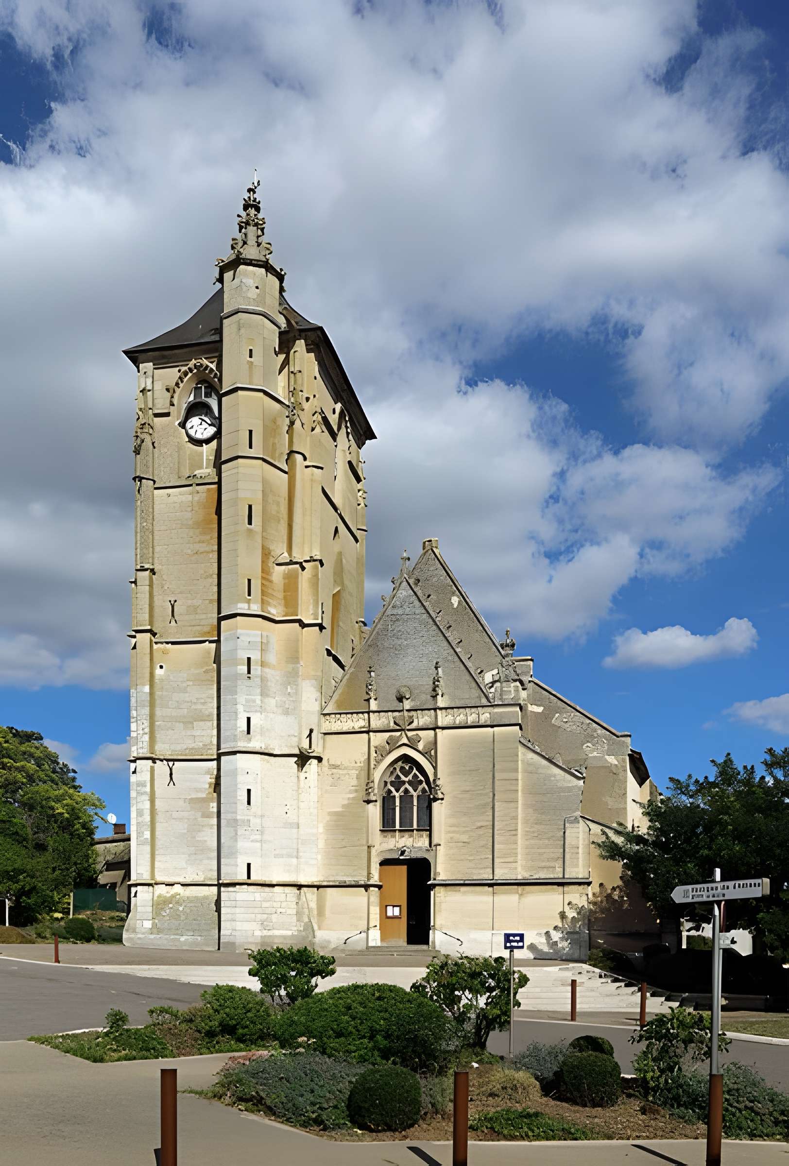 Église Saint-Martin d'Ivry-la-Bataille