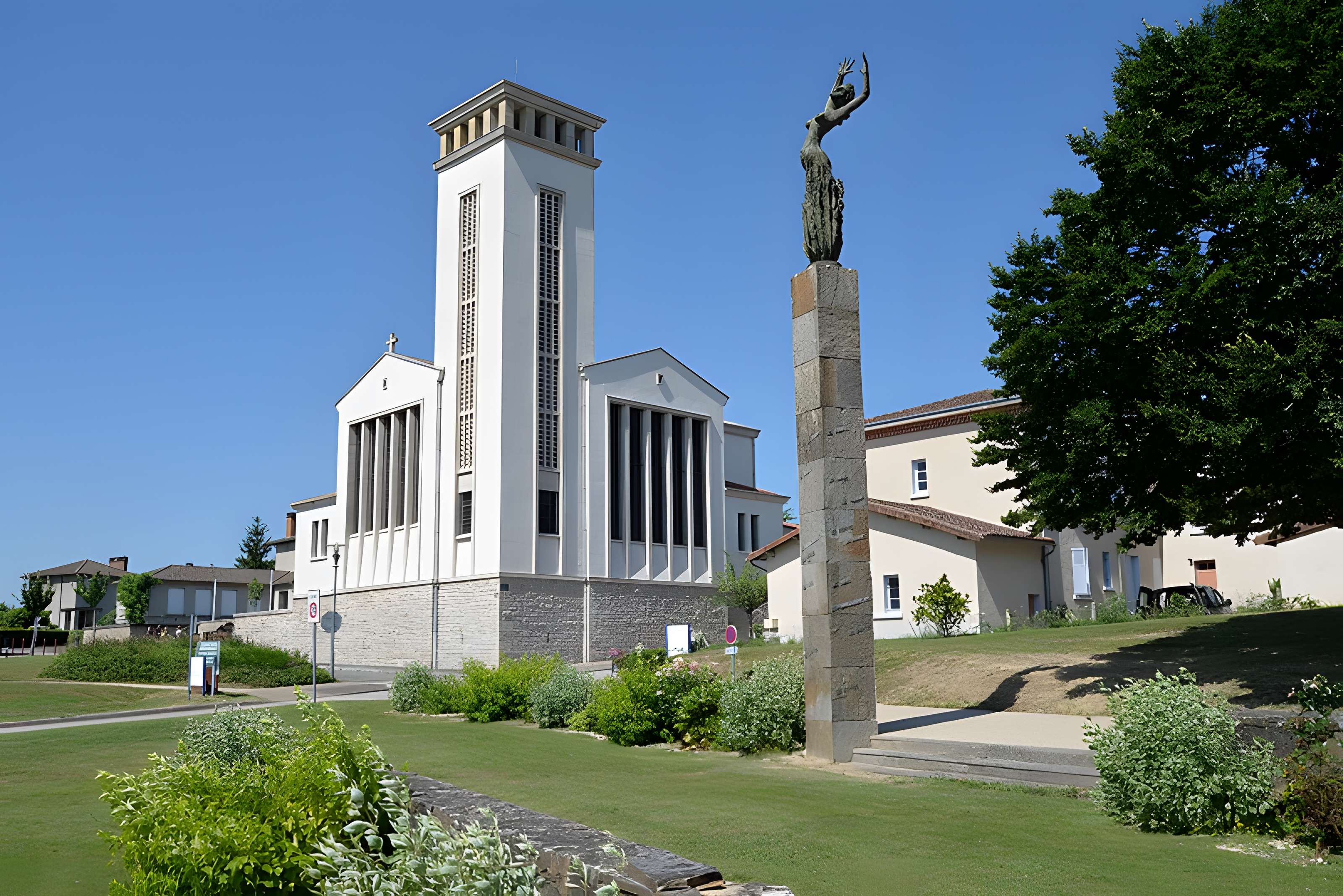 Église Saint-Martin d'Oradour-sur-Glane