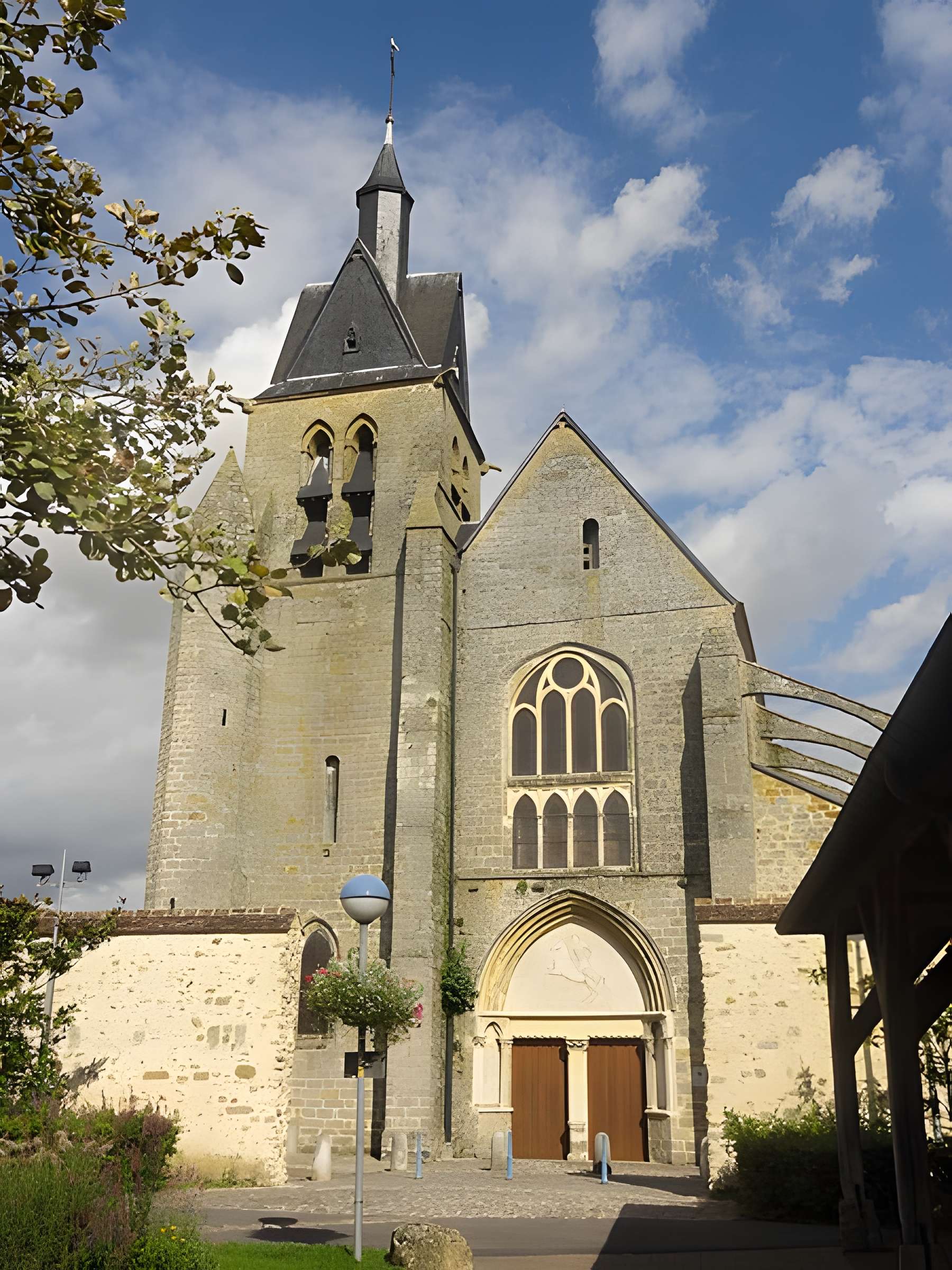 Église Saint-Martin-et-Saint-Magne de Nangis