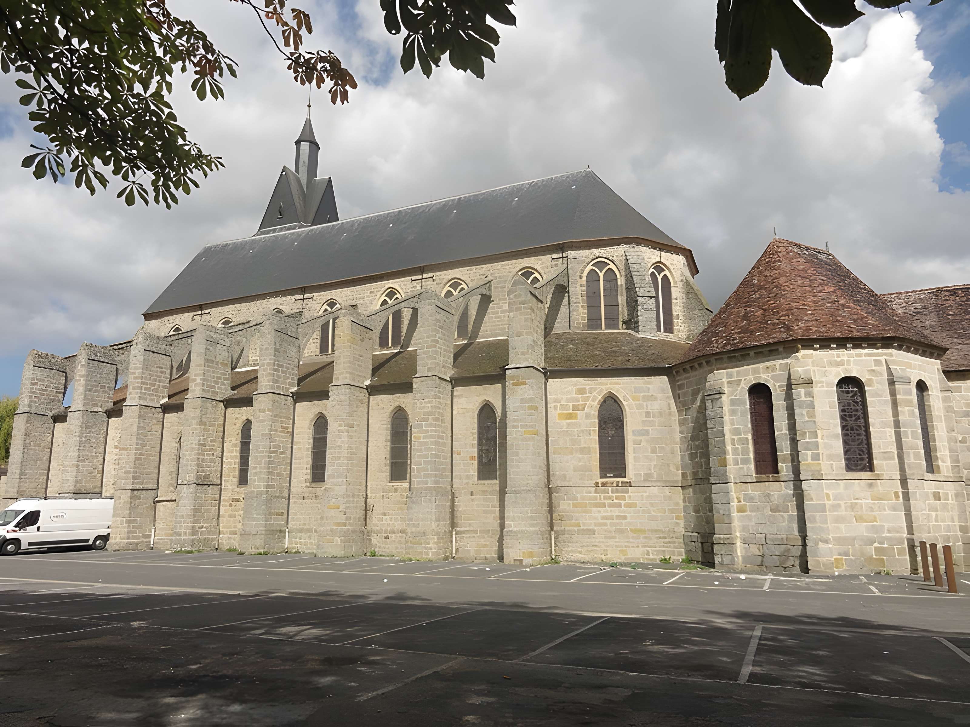 Église Saint-Martin-et-Saint-Magne de Nangis