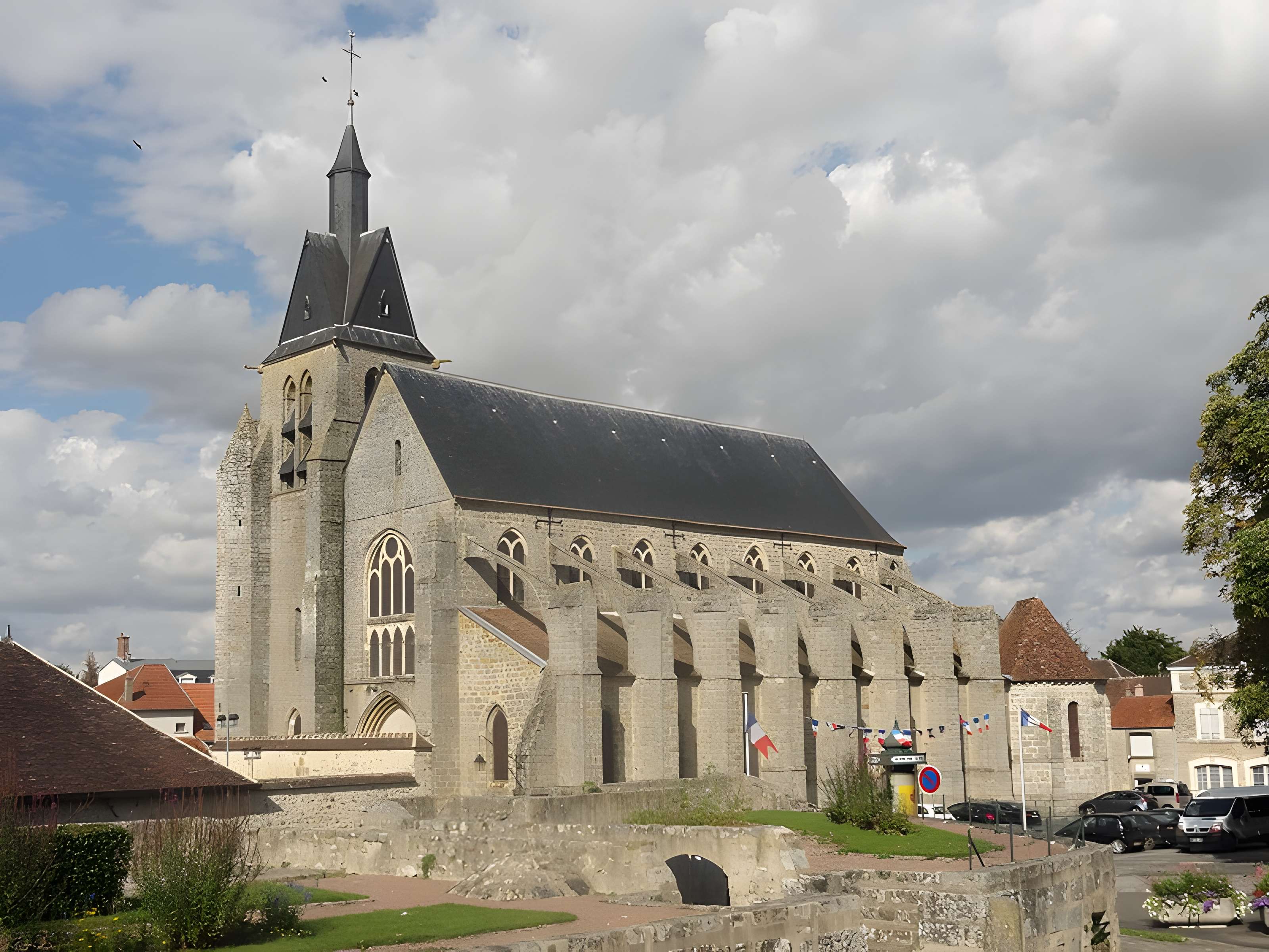 Église Saint-Martin-et-Saint-Magne de Nangis