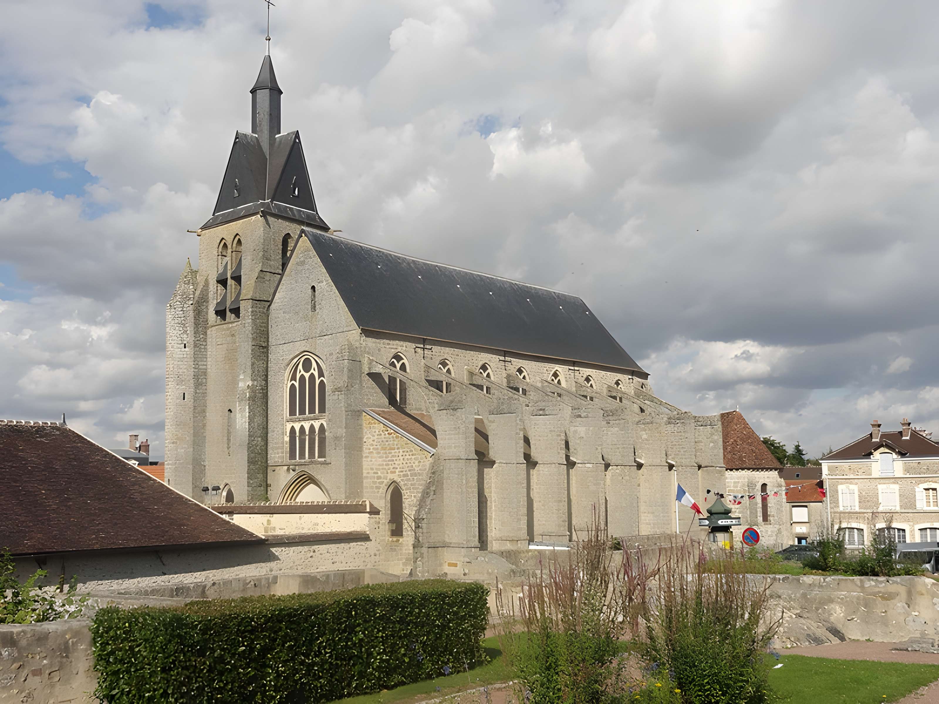 Église Saint-Martin-et-Saint-Magne de Nangis