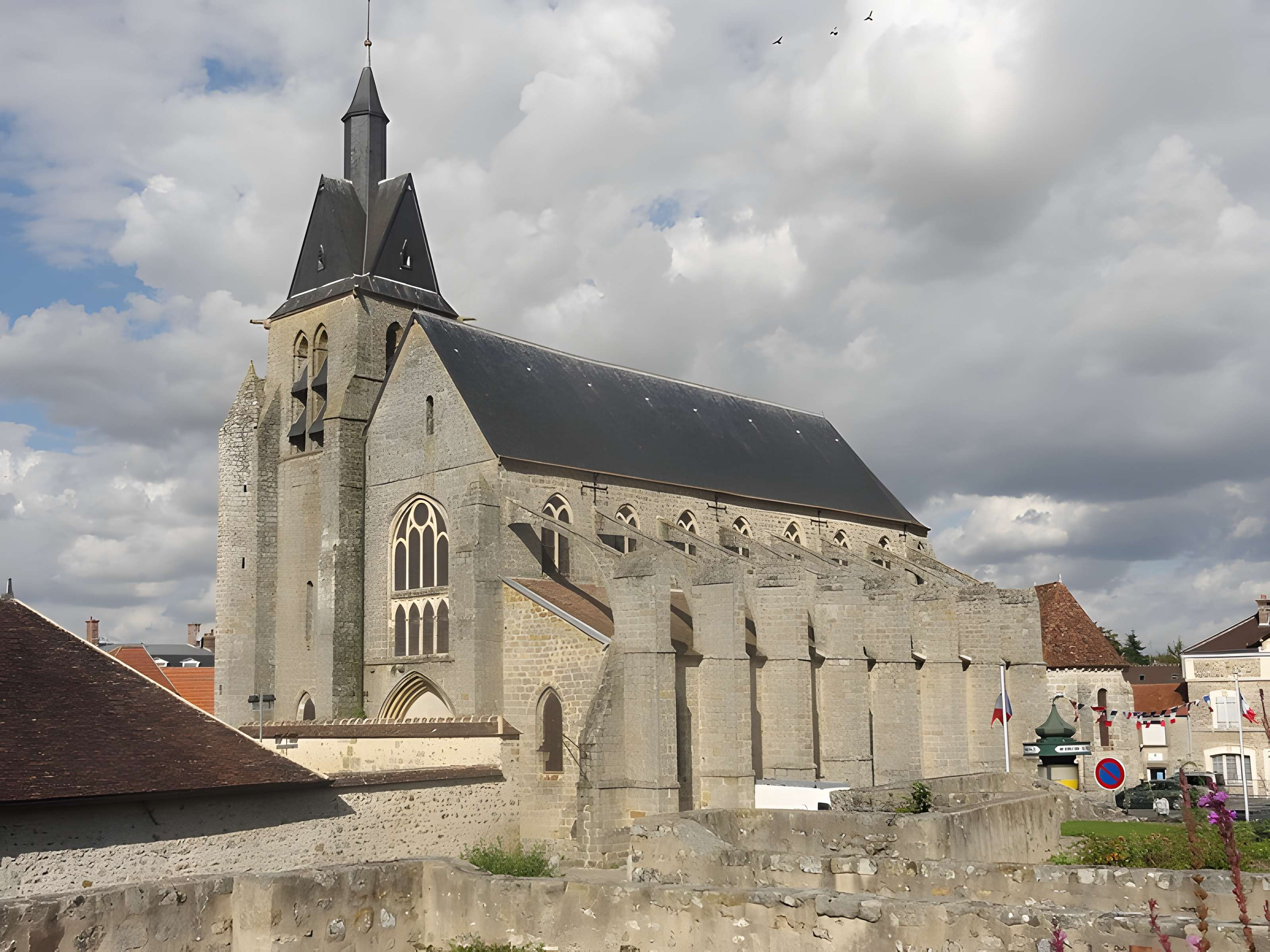 Église Saint-Martin-et-Saint-Magne de Nangis