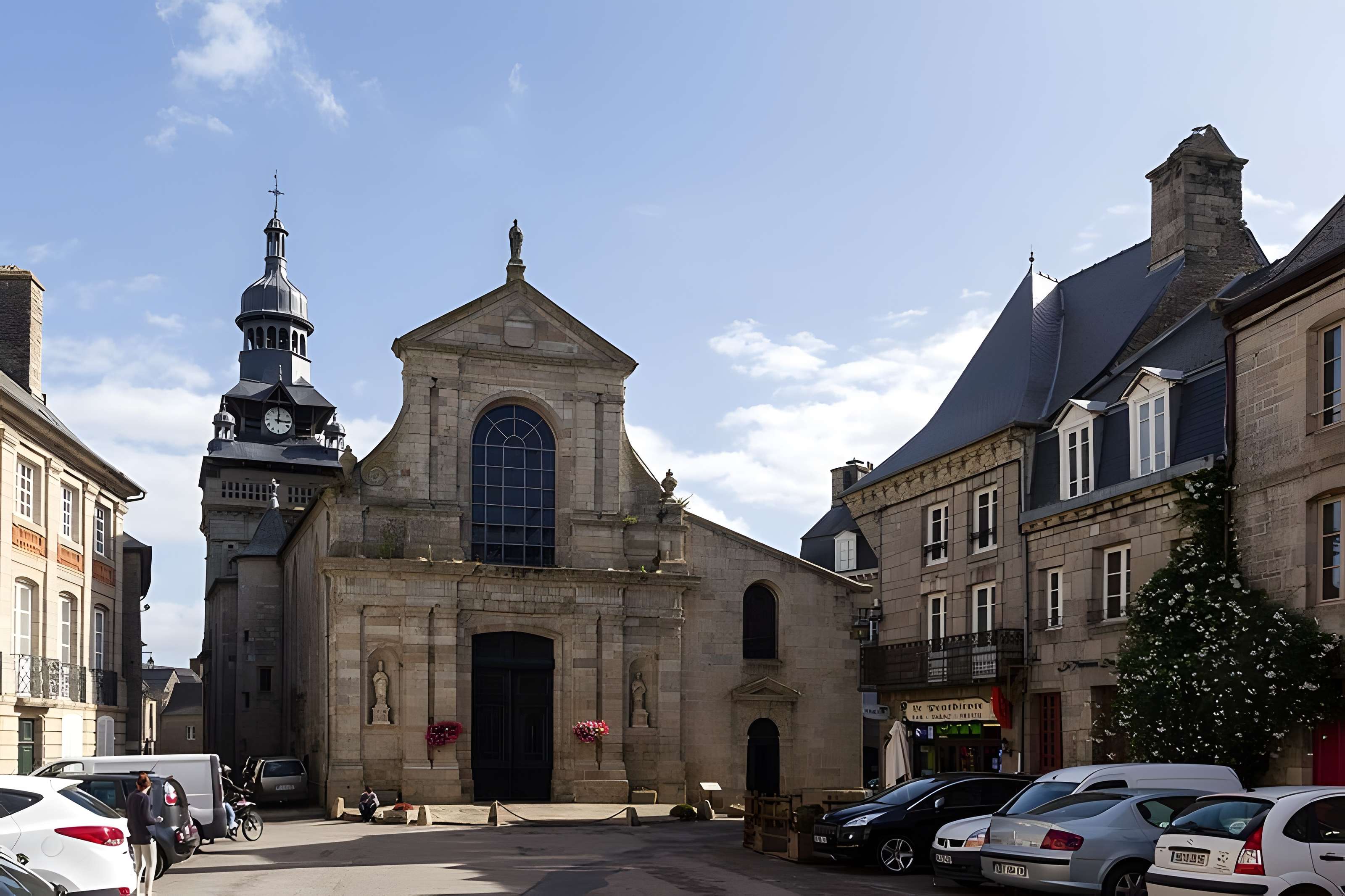 Église Saint-Mathurin de Moncontour 
