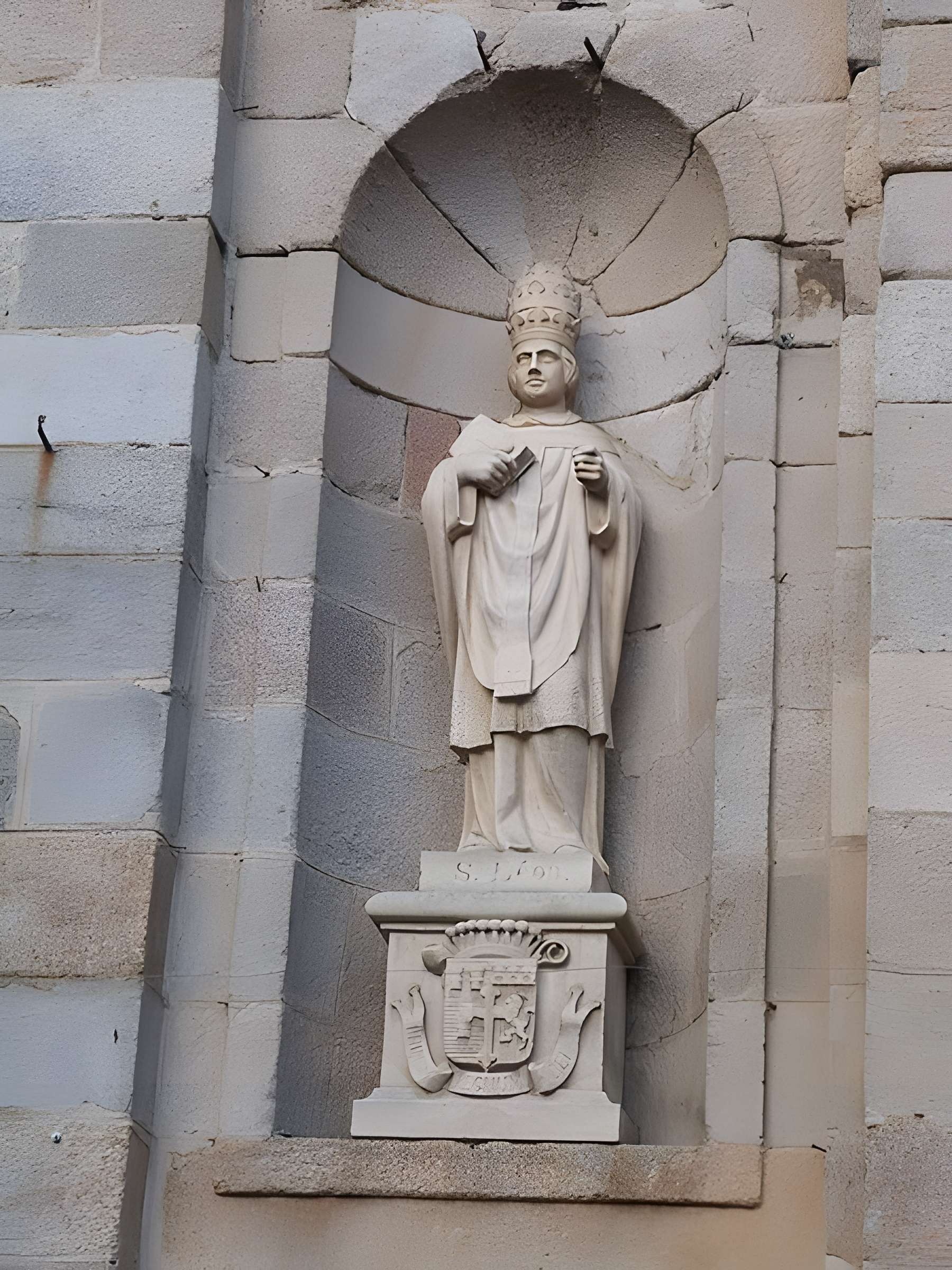 Église Saint-Mathurin de Moncontour