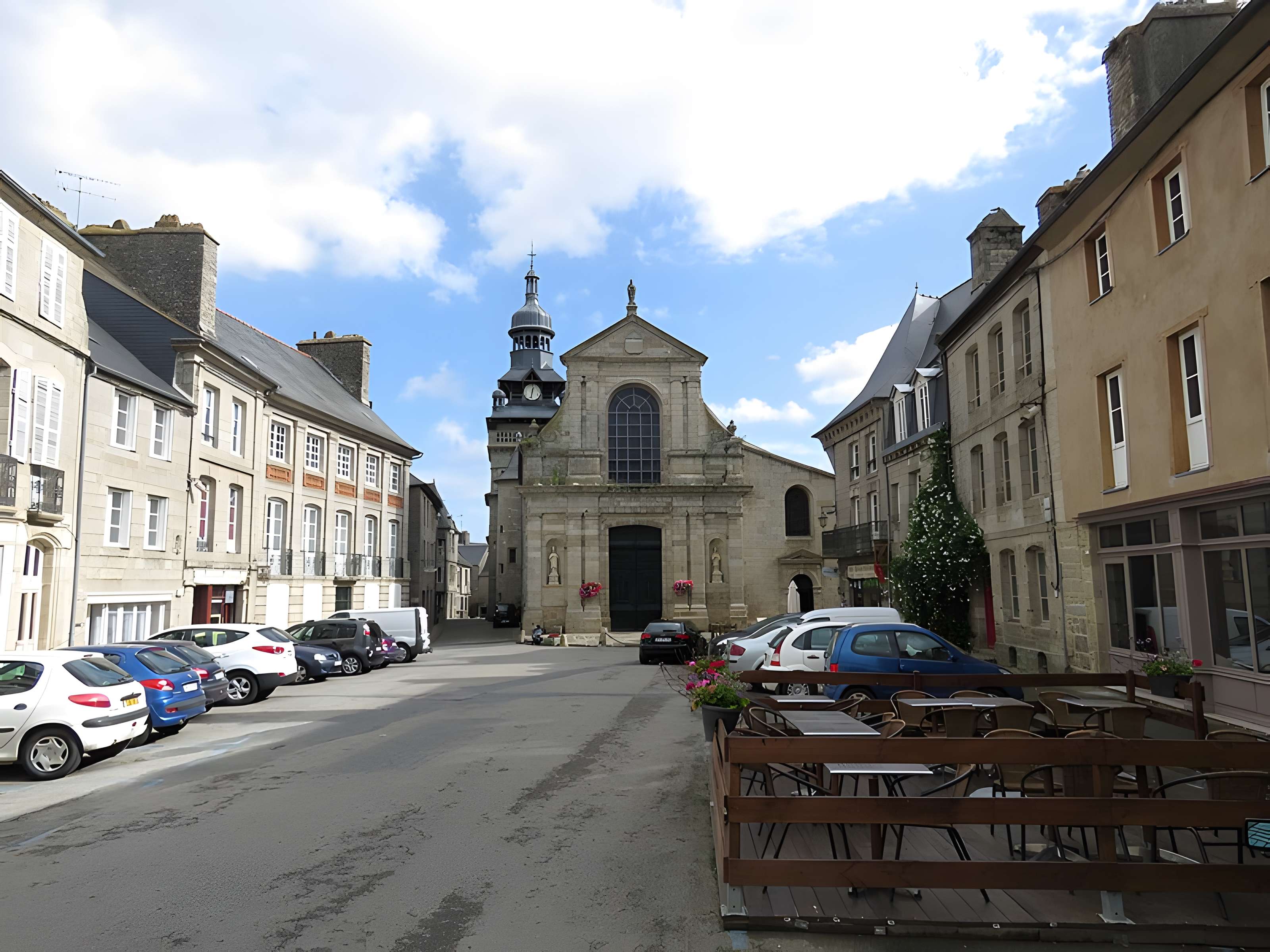 Église Saint-Mathurin de Moncontour