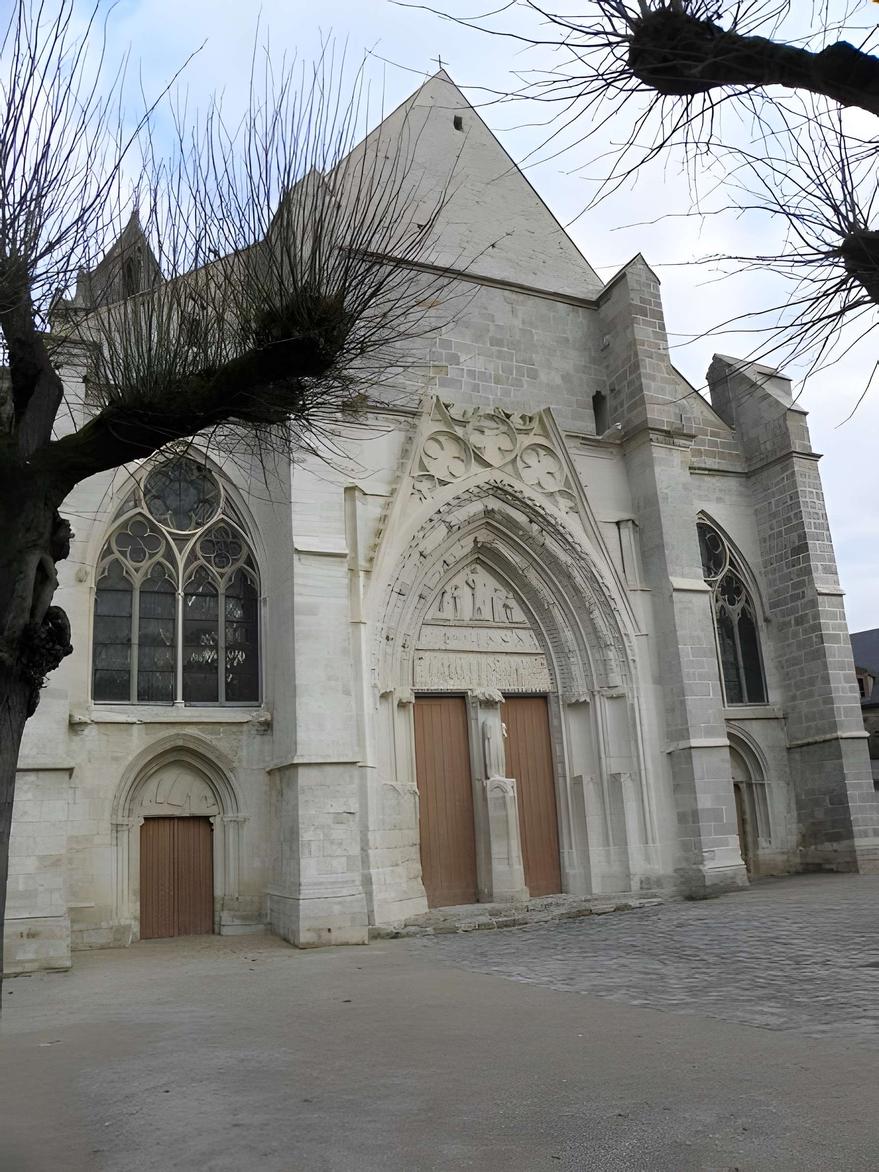 Église Saint-Sulpice de Saint-Sulpice-de-Favières