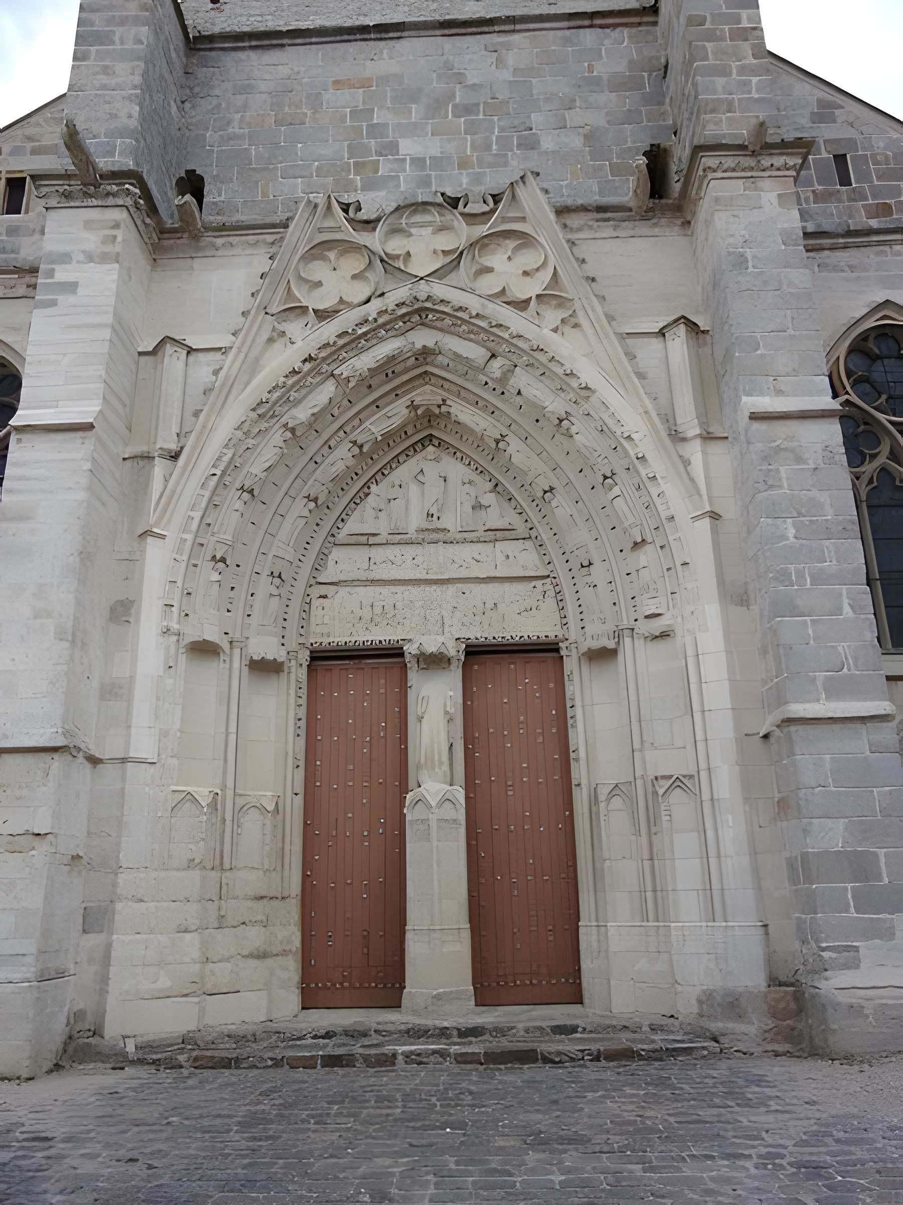 Église Saint-Sulpice de Saint-Sulpice-de-Favières