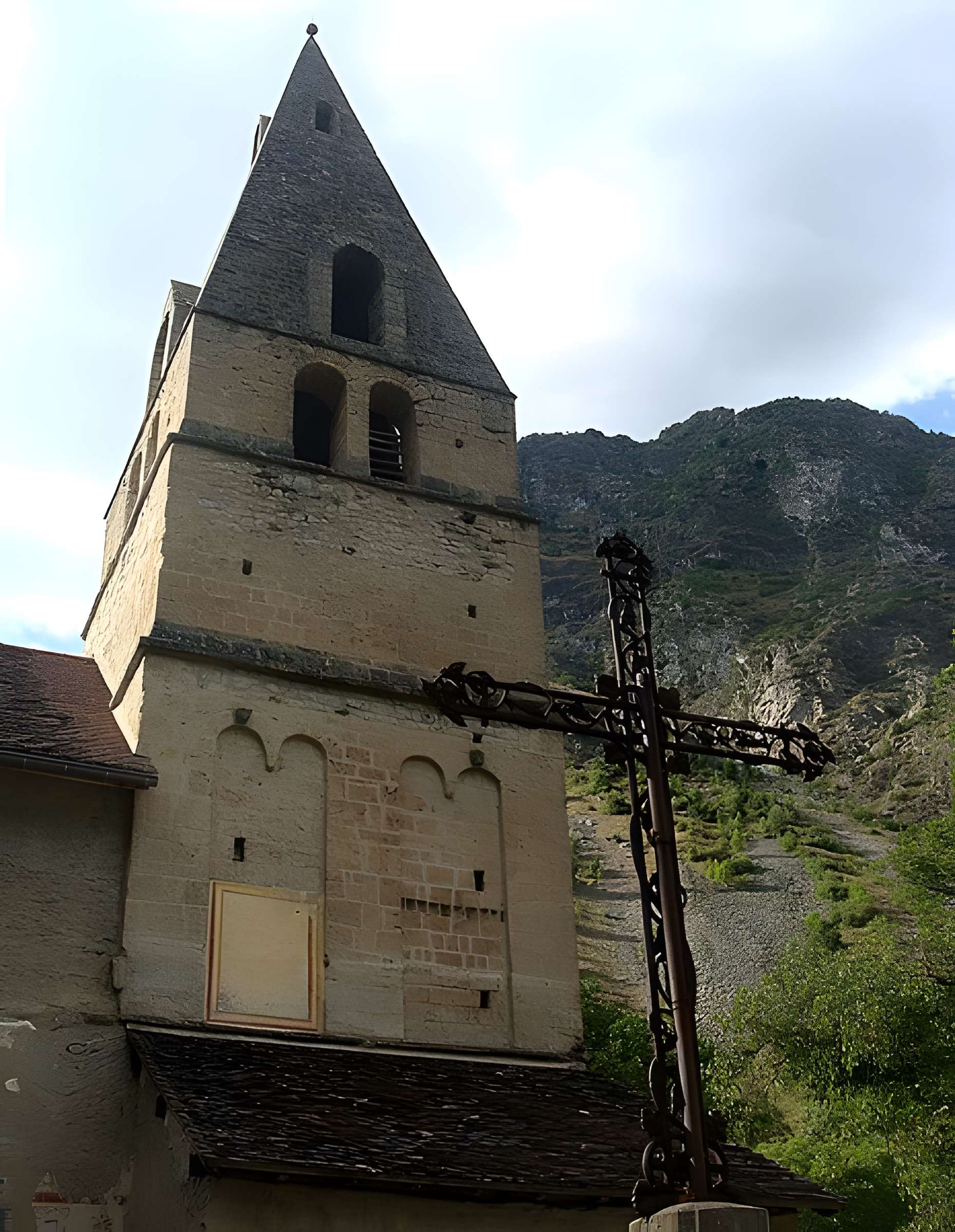 Église Saint-Maurice de Saint-Maurice-en-Valgodemard
