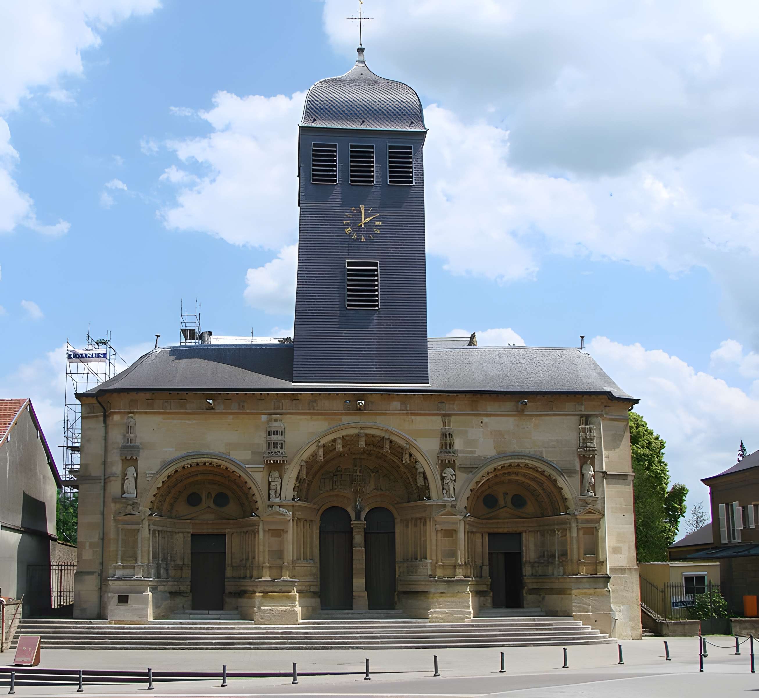 Église Saint-Maurille de Vouziers 