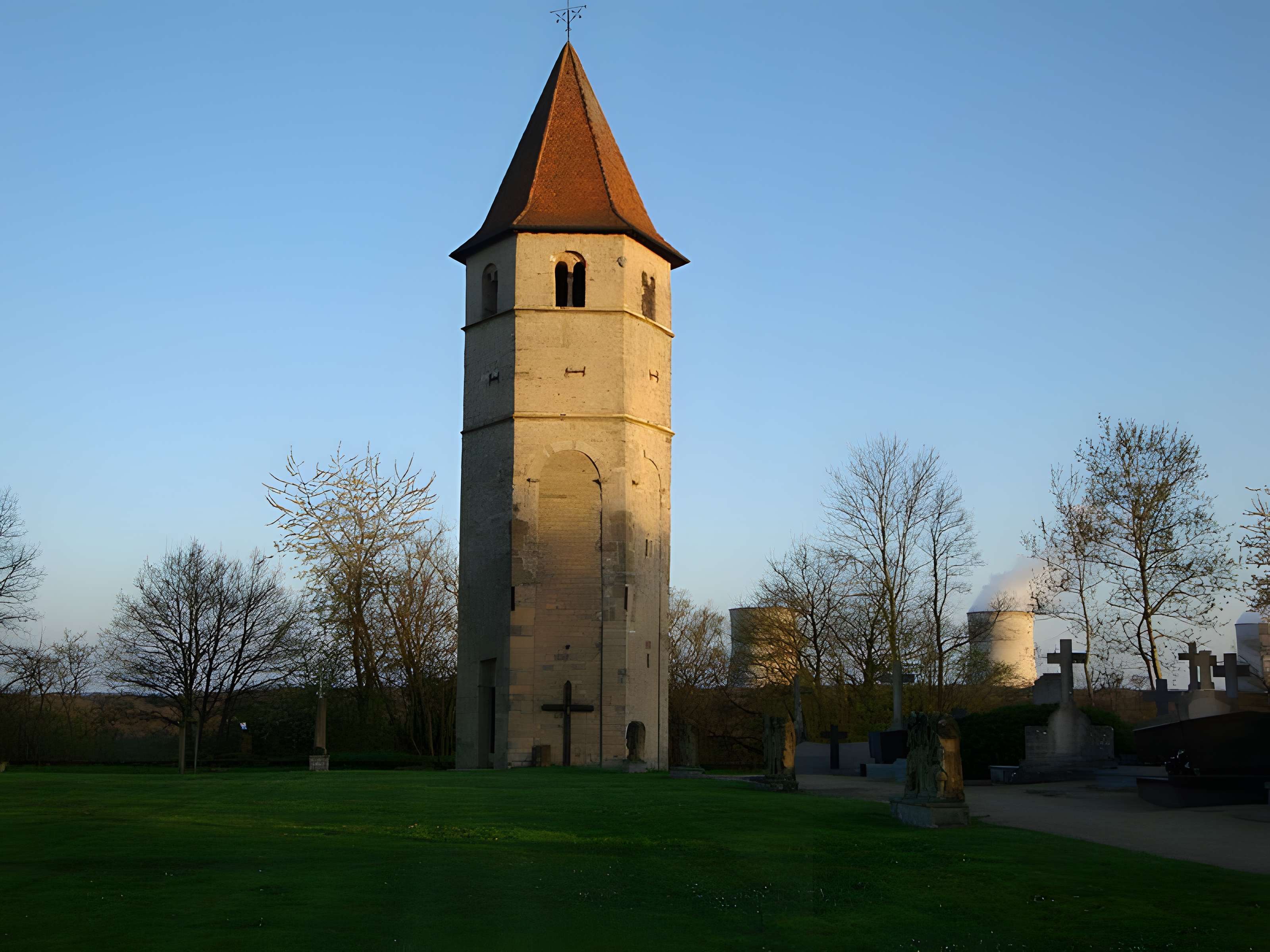 Église Saint-Maximin d'Ussel