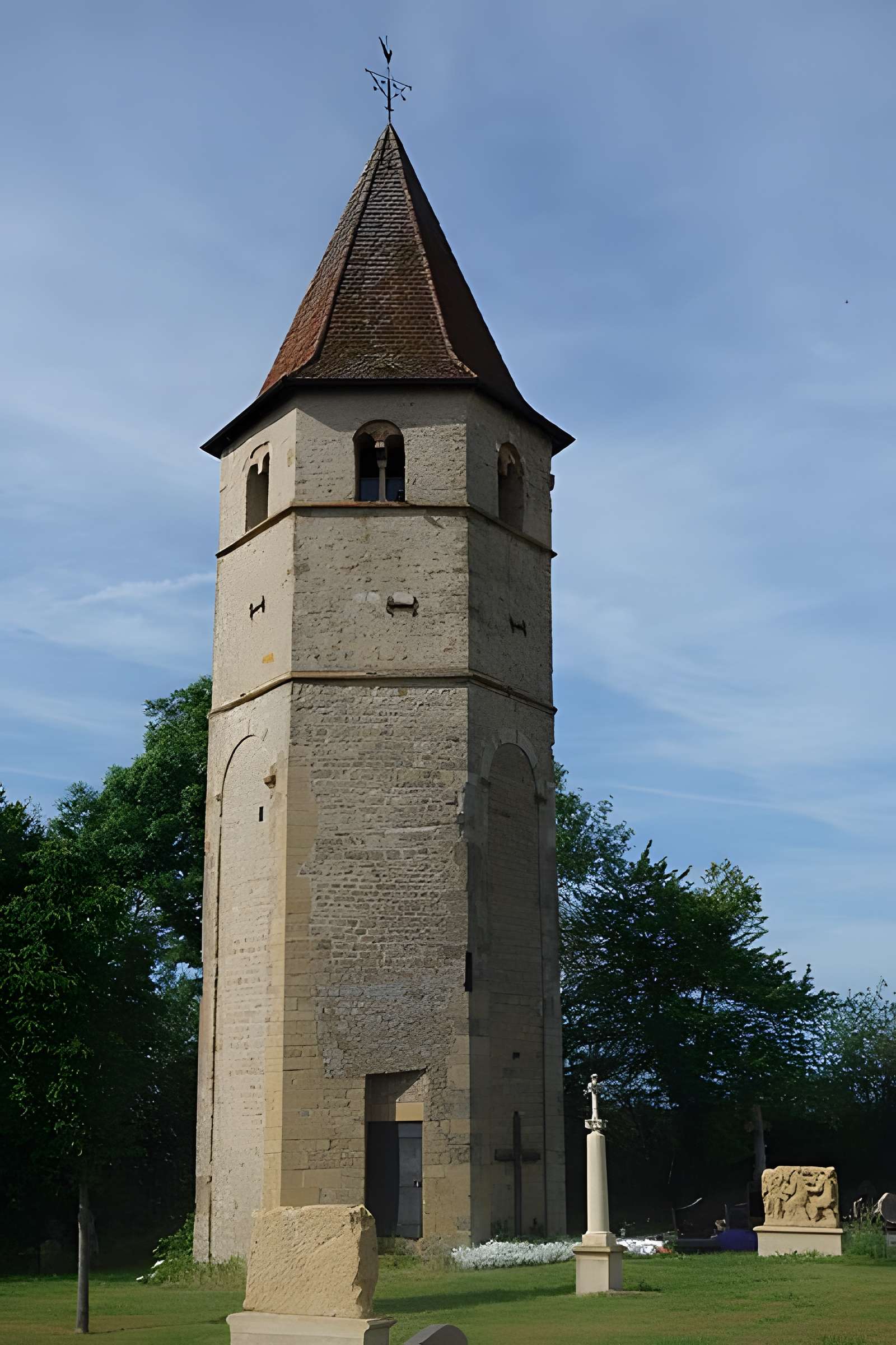 Église Saint-Maximin d'Ussel