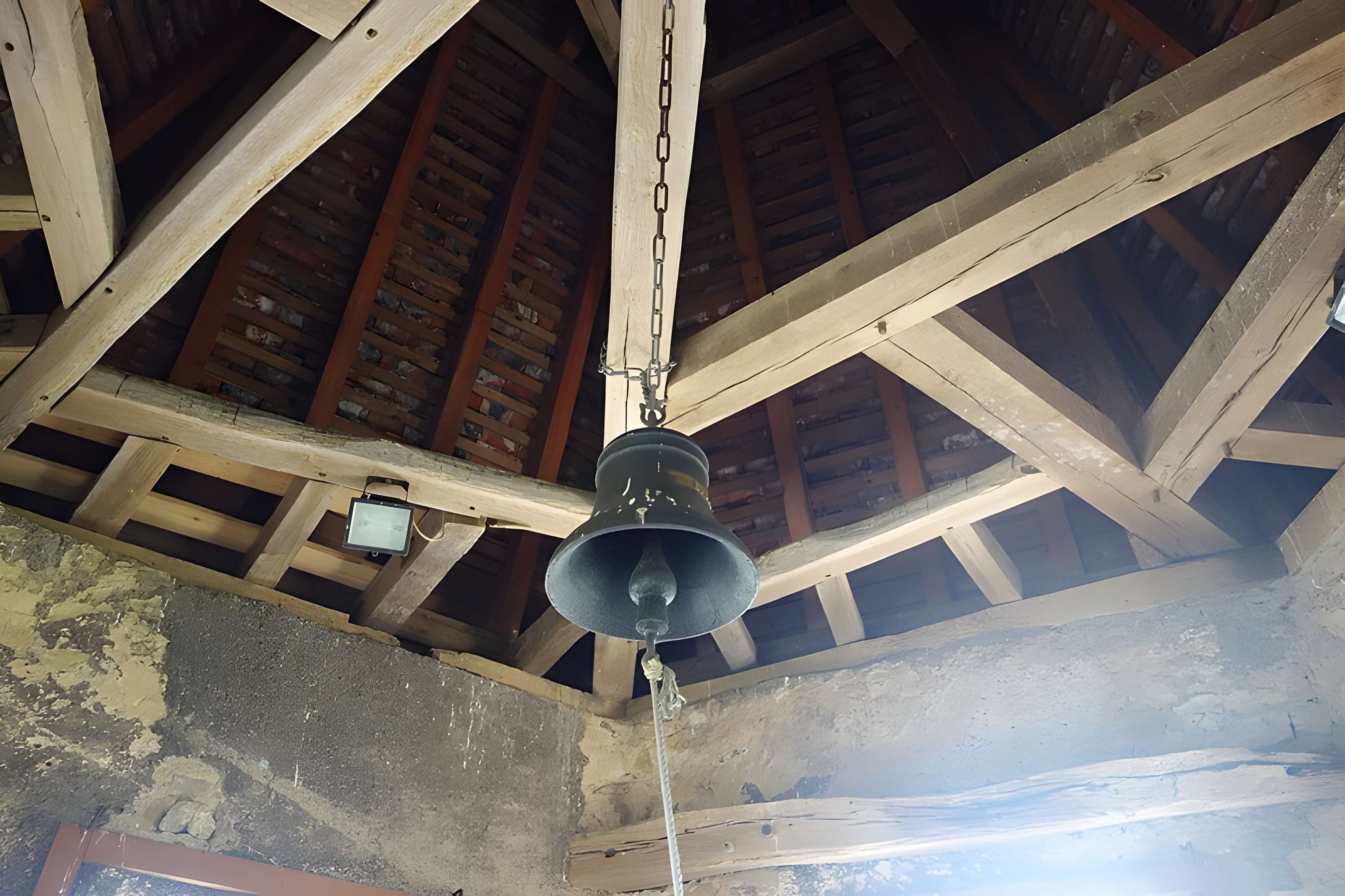 Église Saint-Maximin d'Ussel