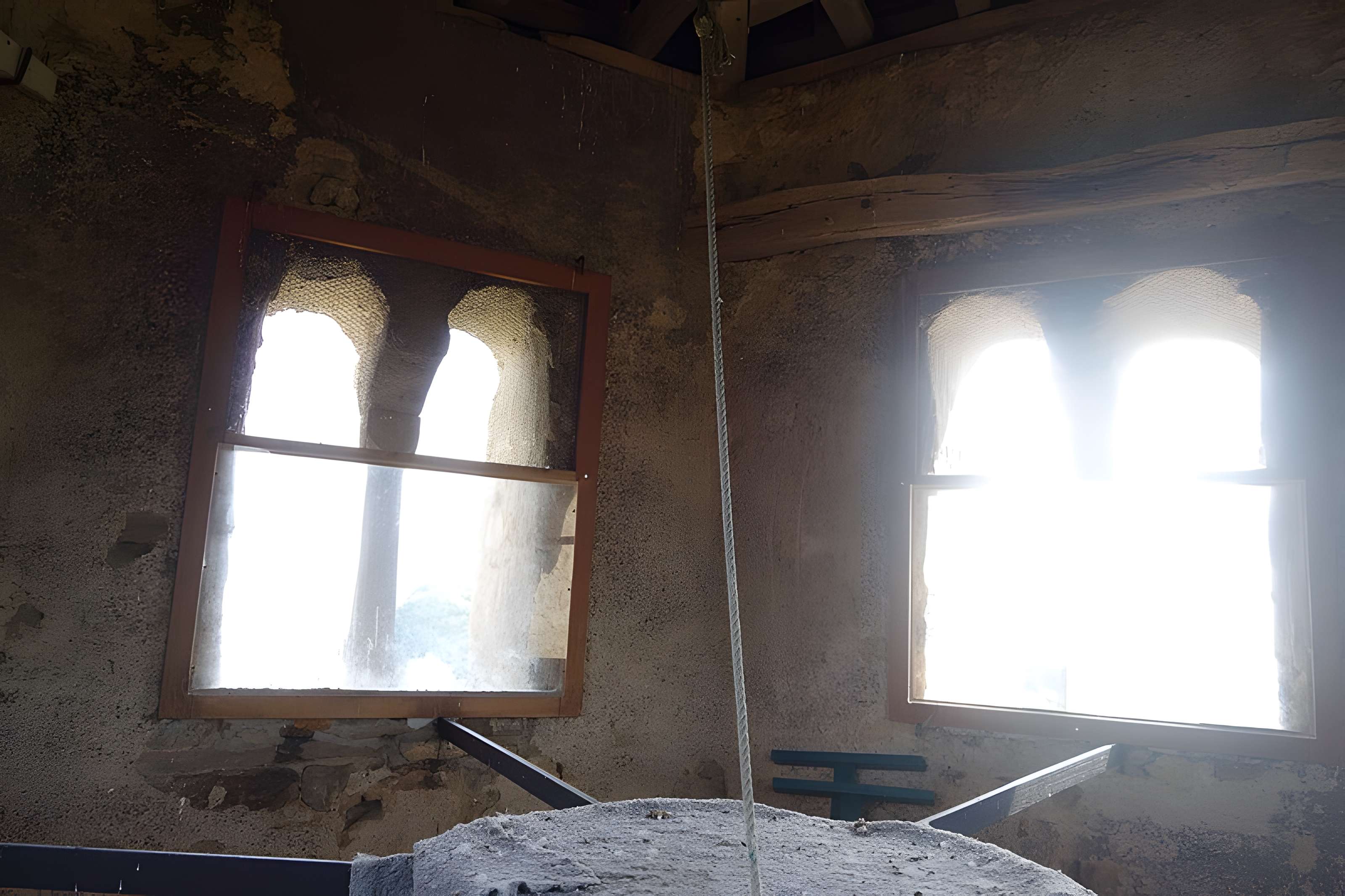 Église Saint-Maximin d'Ussel