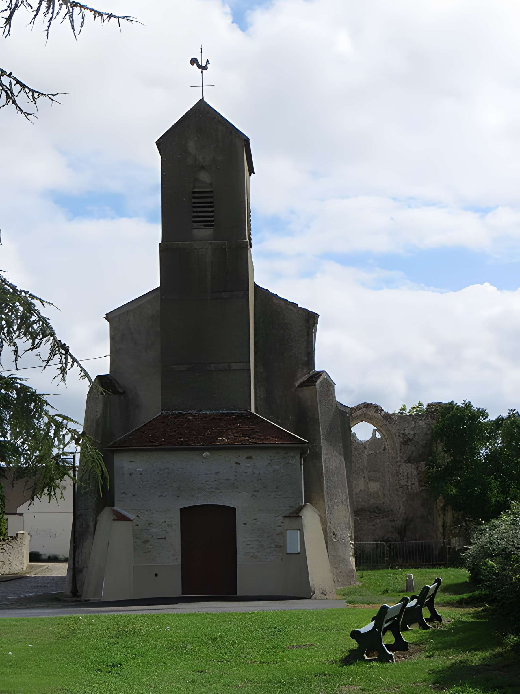 Église Saint-Médard de Bussières
