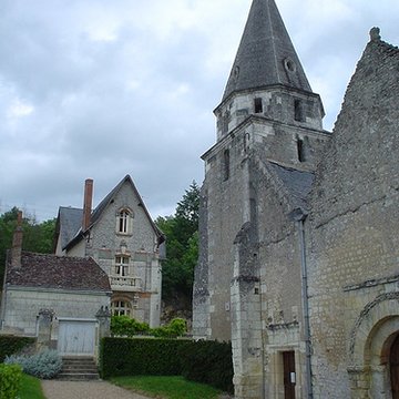 Église Saint-Médard de Dierre