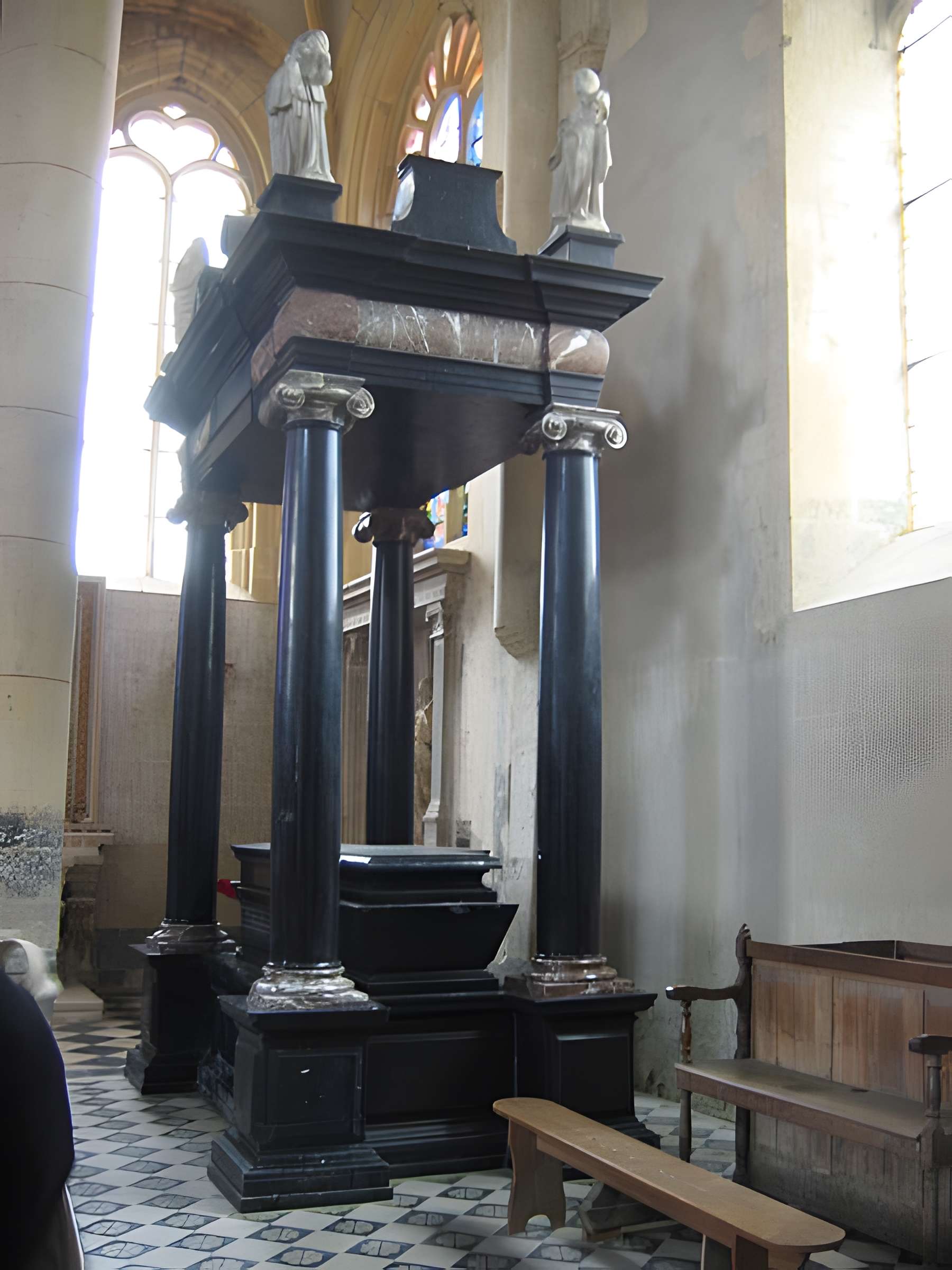 Église Saint-Médard de Grandpré