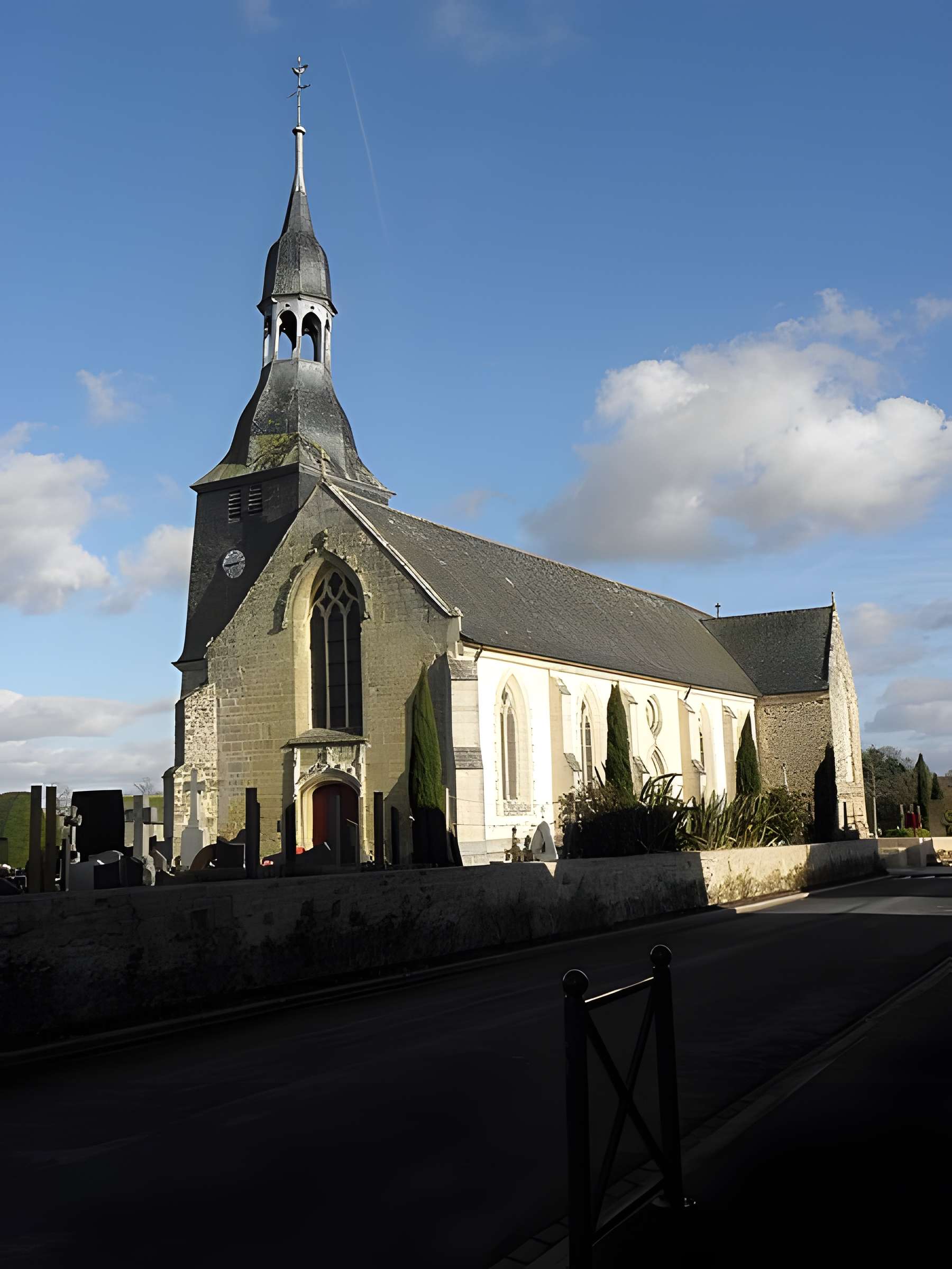 Église Saint-Médard de Torcé