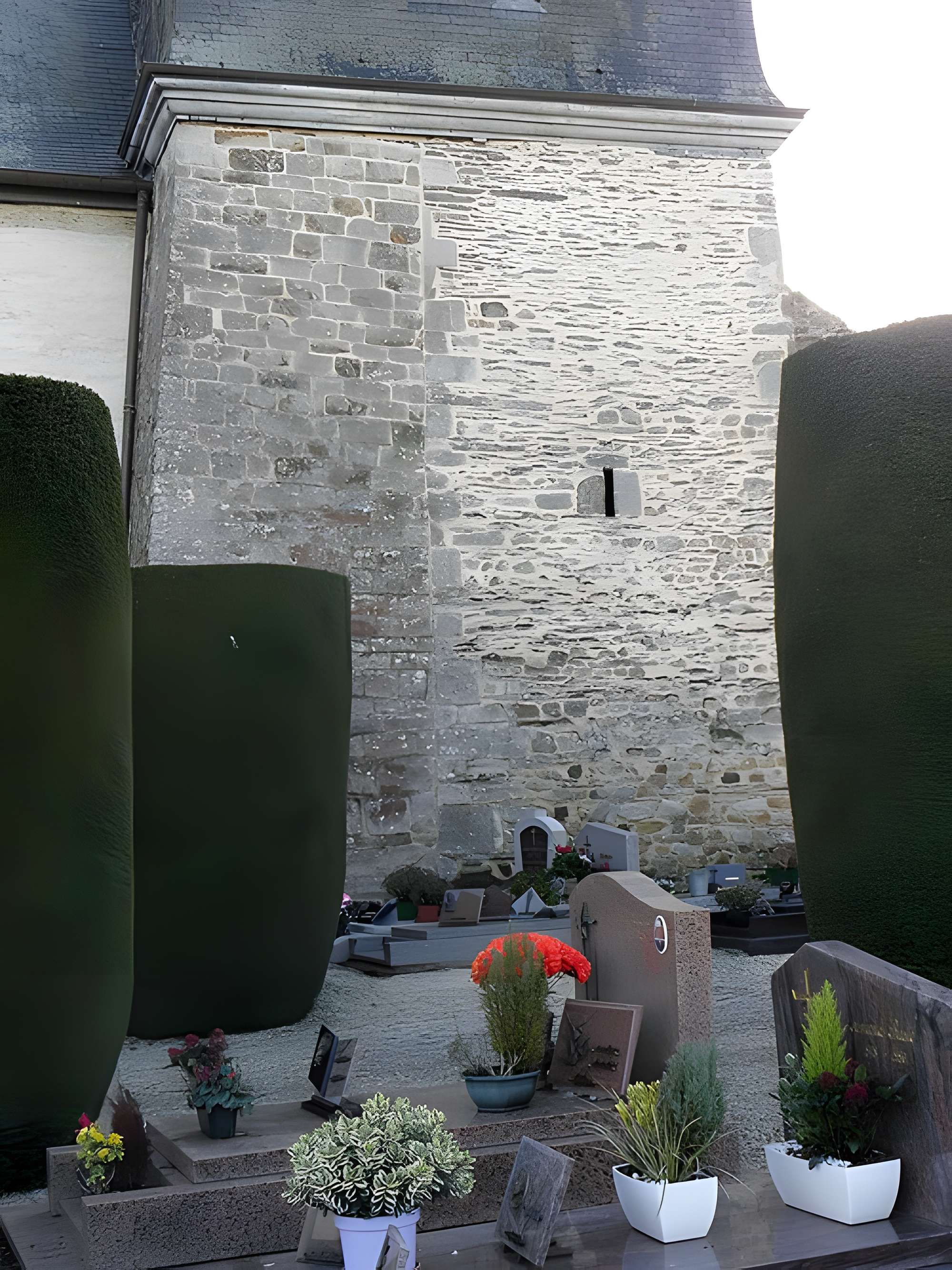 Église Saint-Médard de Torcé