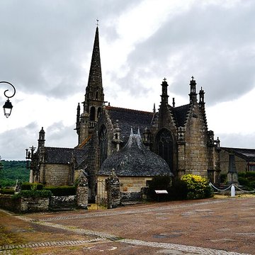 Église Saint-Mélar de Locmélar