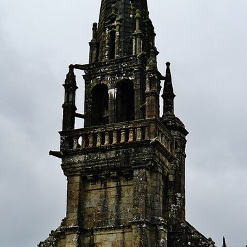 Église Saint-Mélar de Locmélar