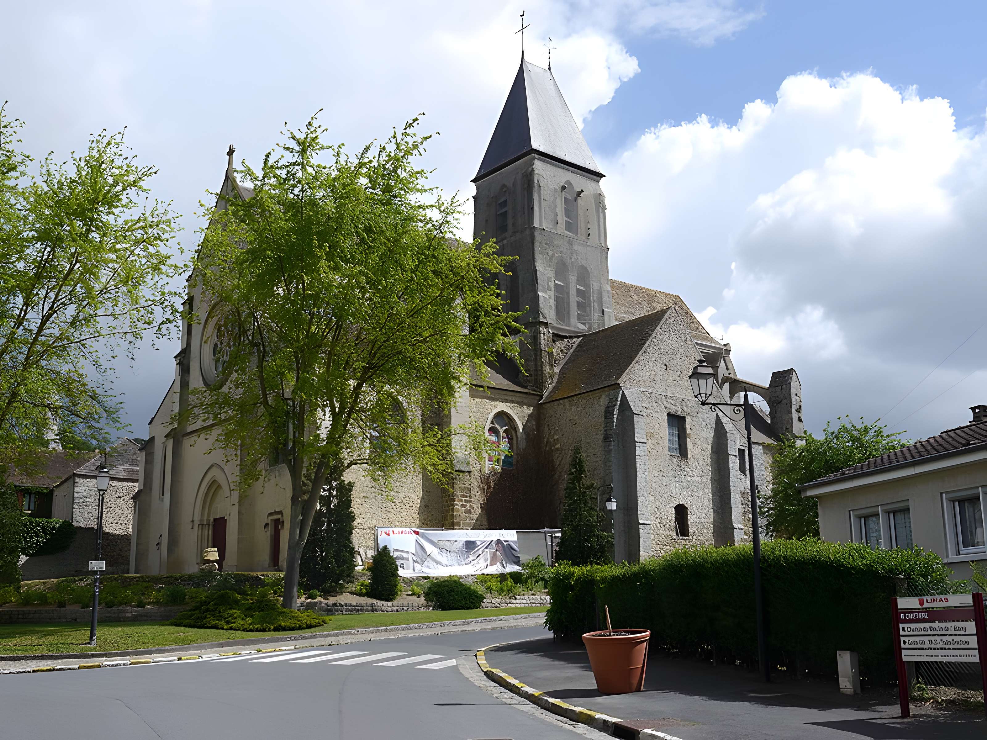 Église Saint-Merry de Linas