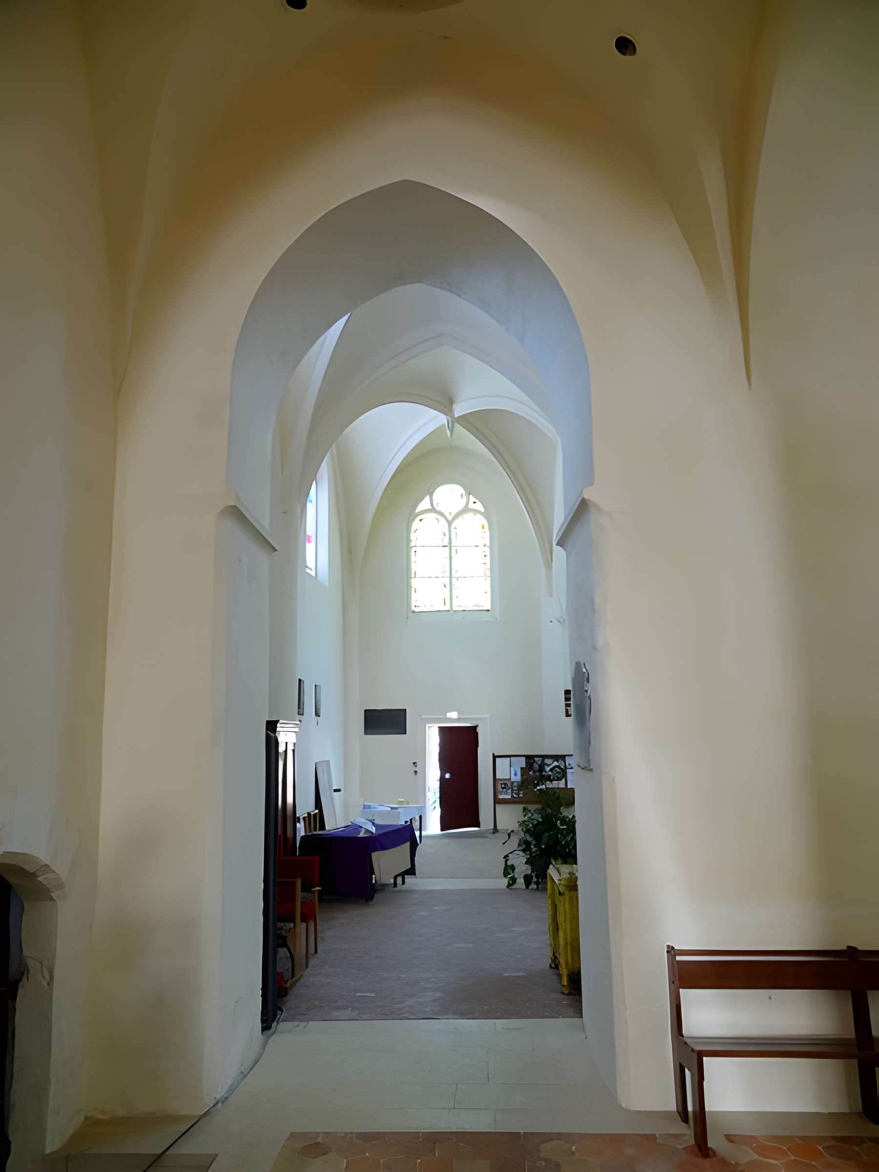 Église Saint-Merry de Linas