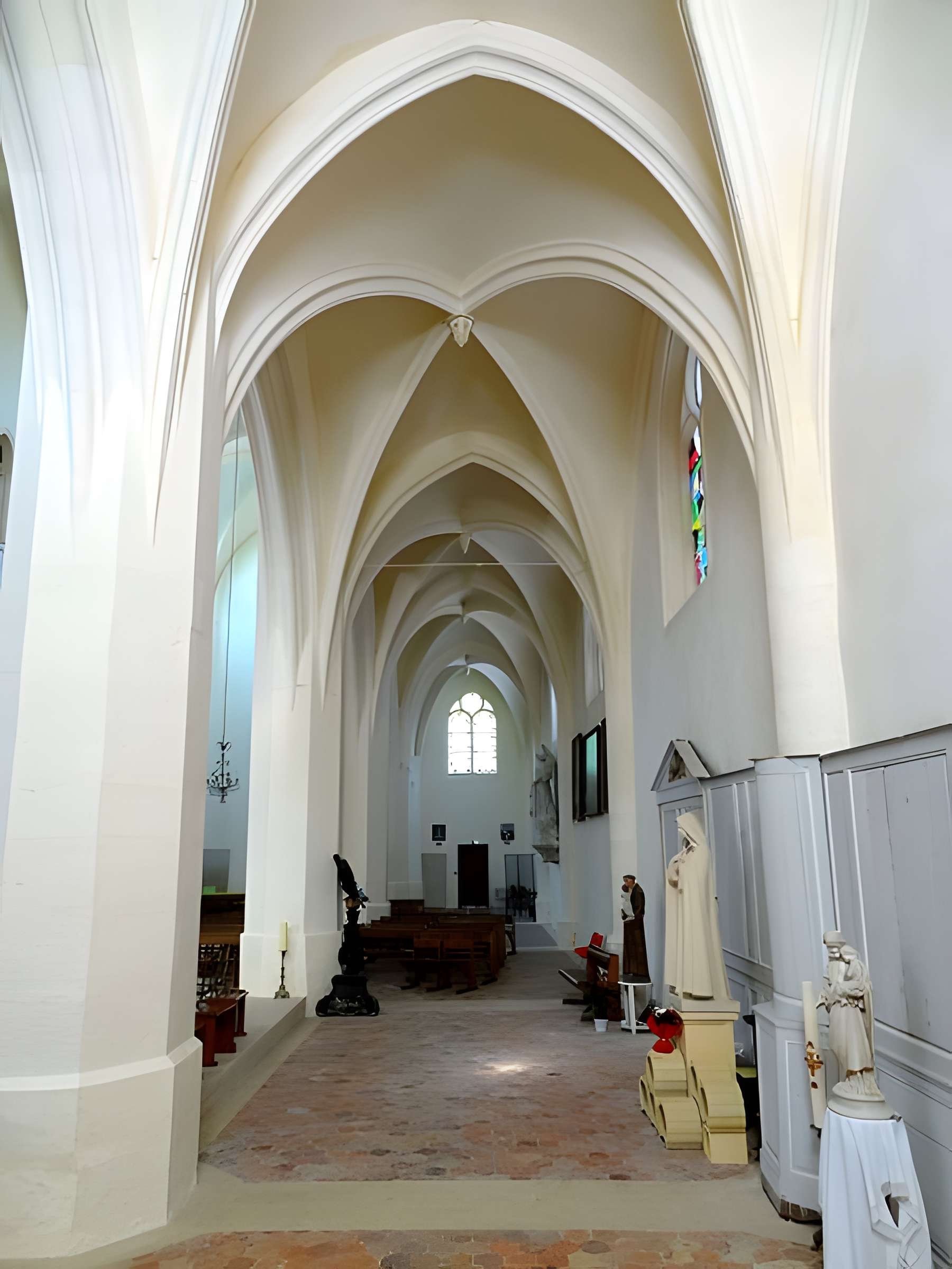 Église Saint-Merry de Linas