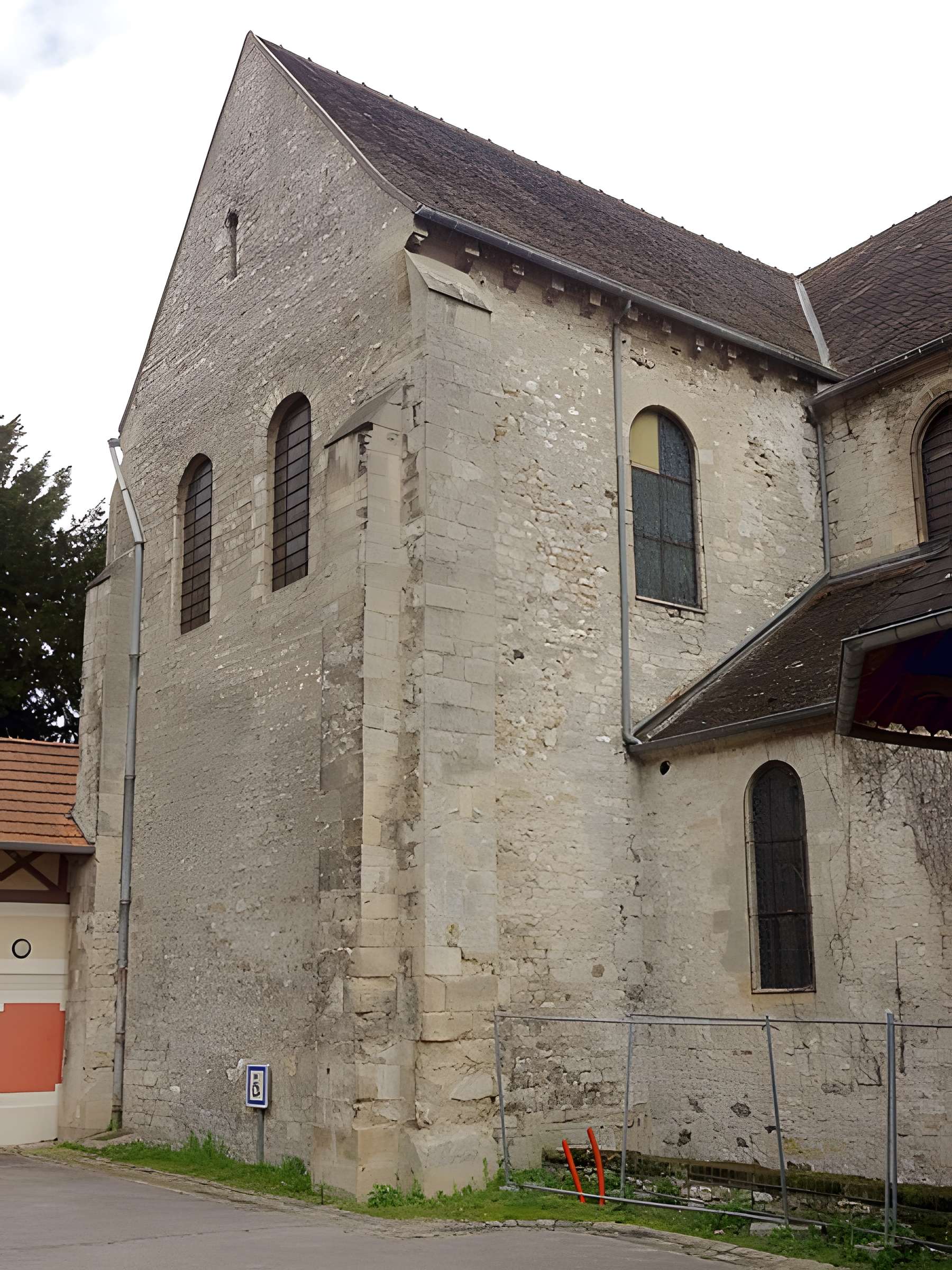 Église Saint-Michel de Juziers