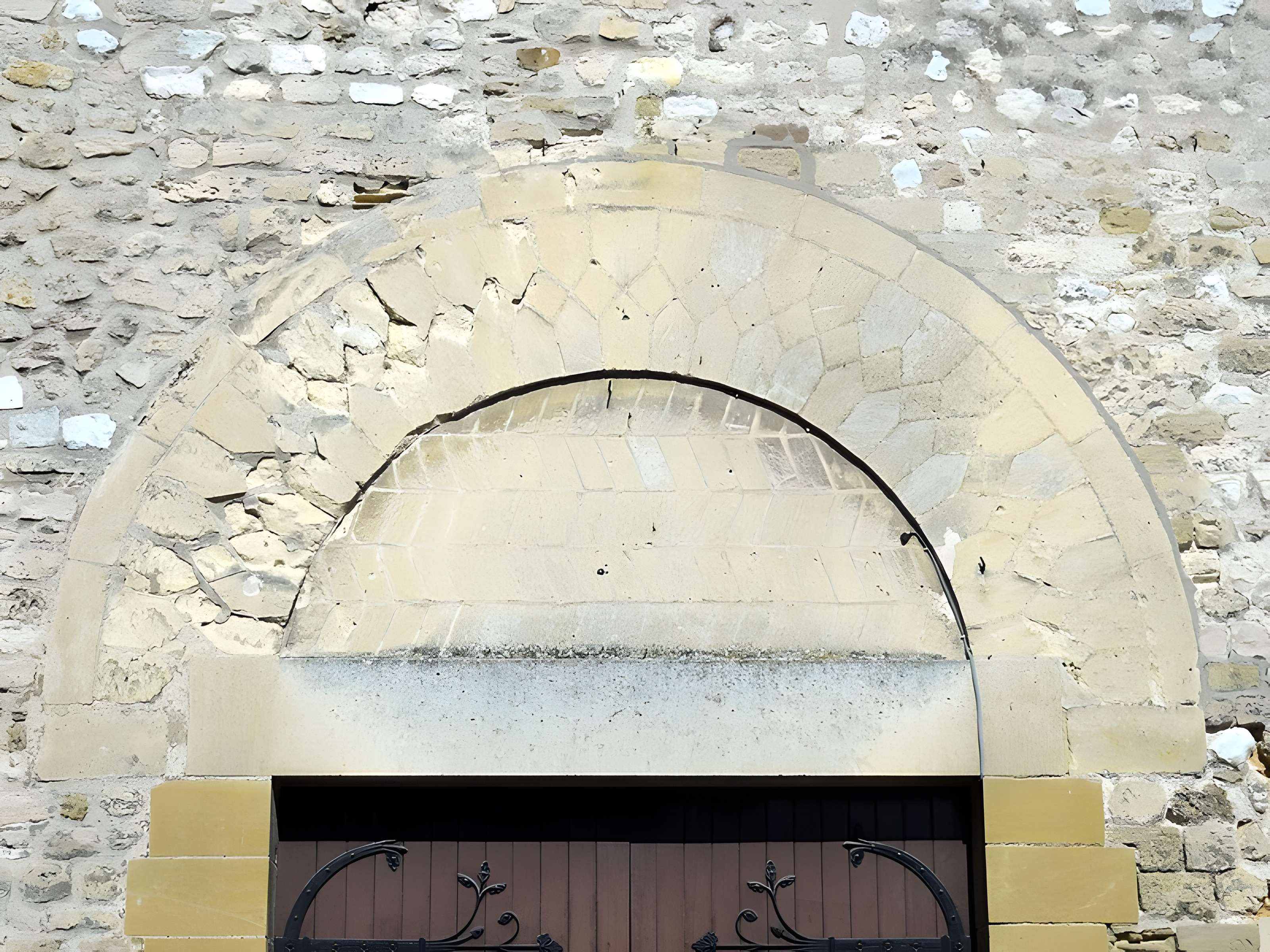 Église Saint-Michel de Juziers