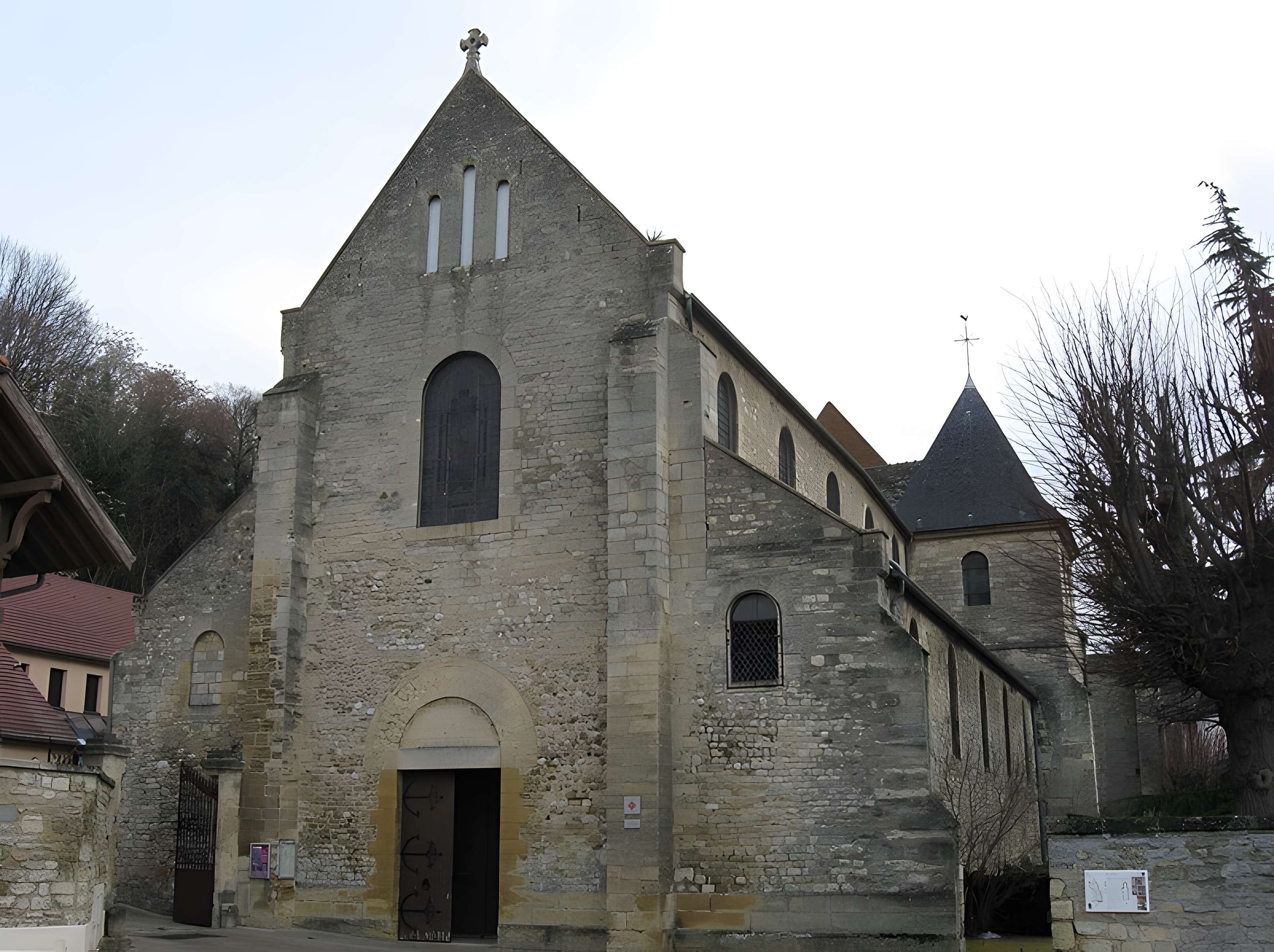 Église Saint-Michel de Juziers