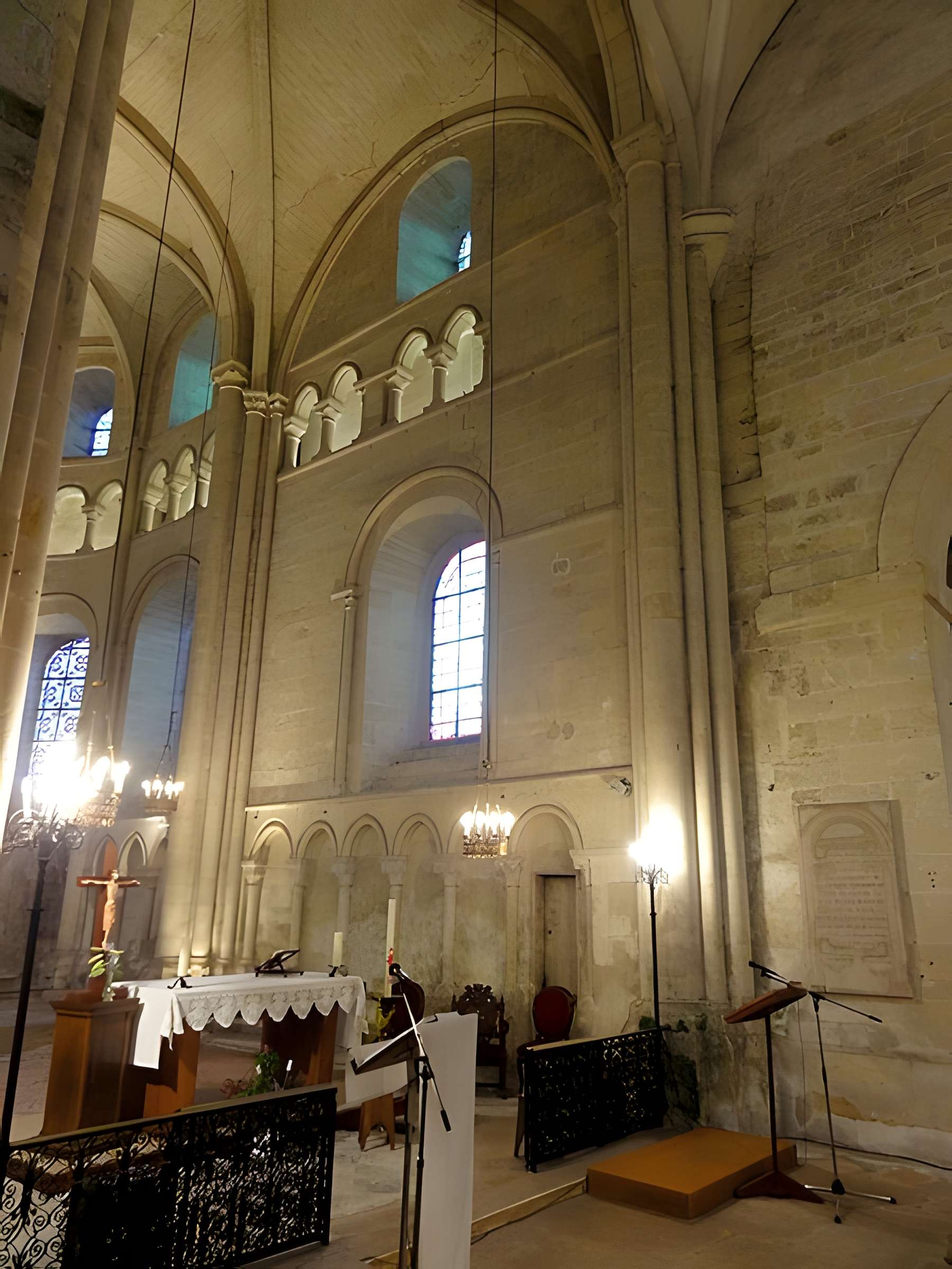 Église Saint-Michel de Juziers